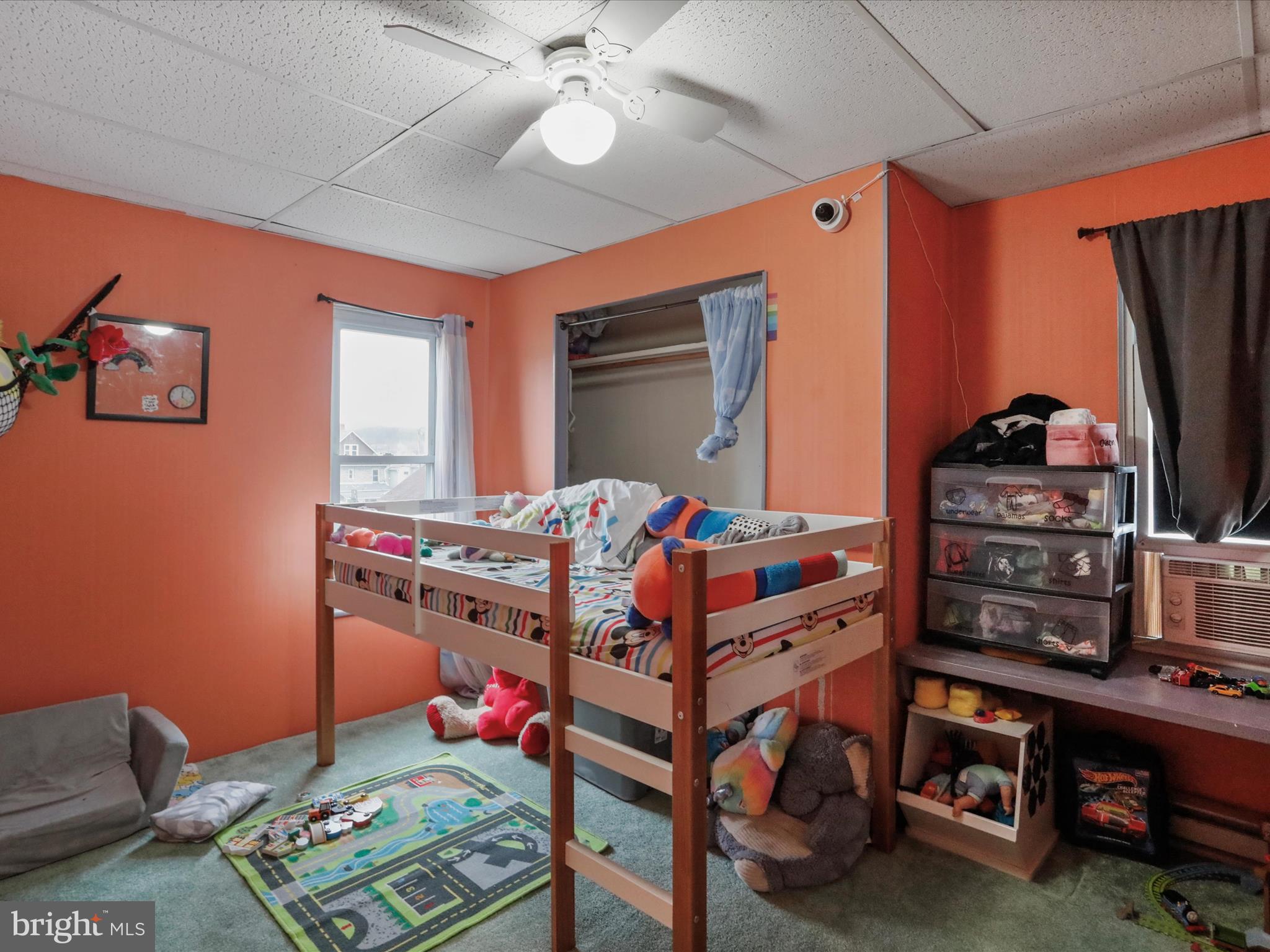 WEST END - Residential