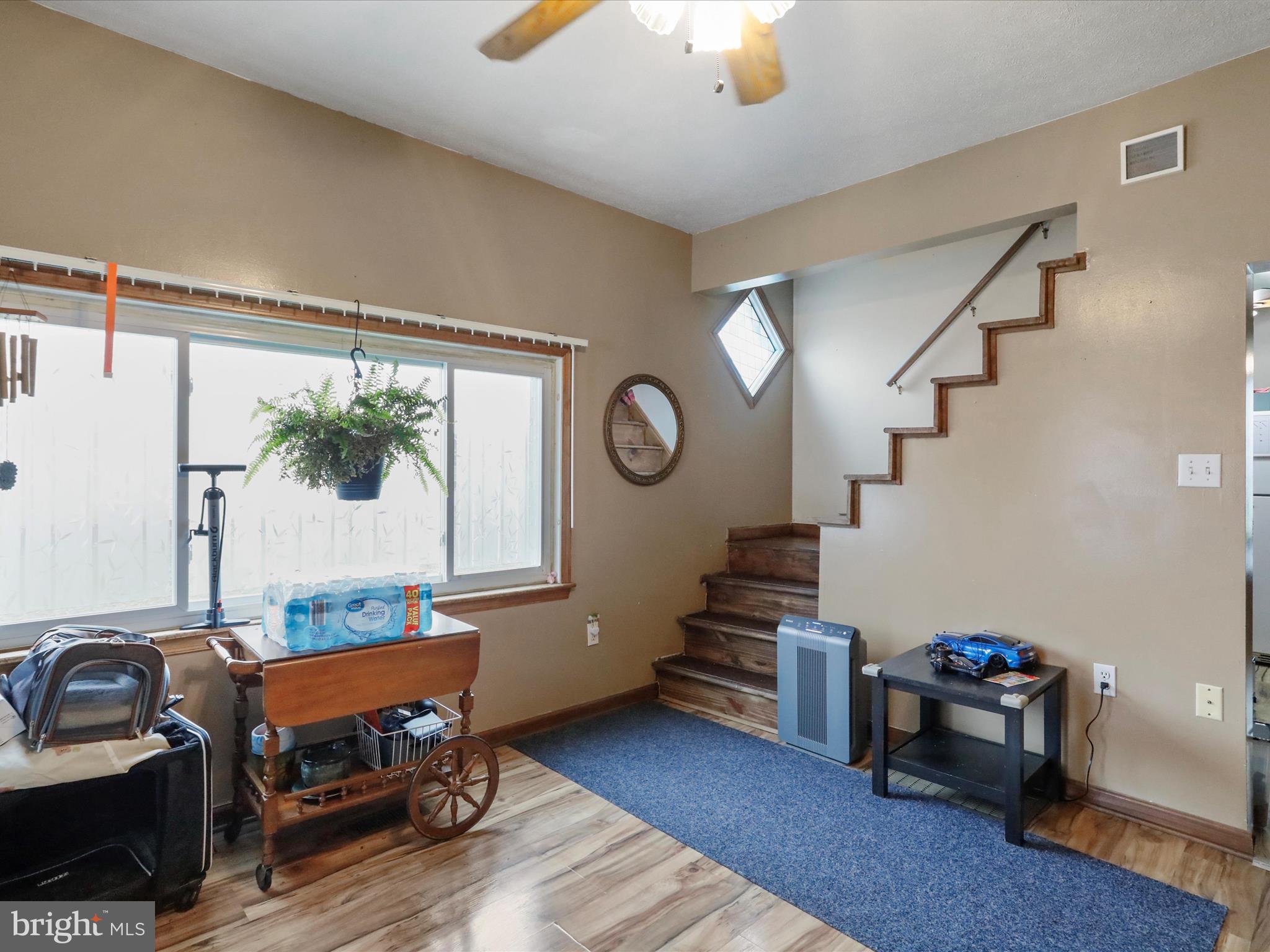 WEST END - Residential