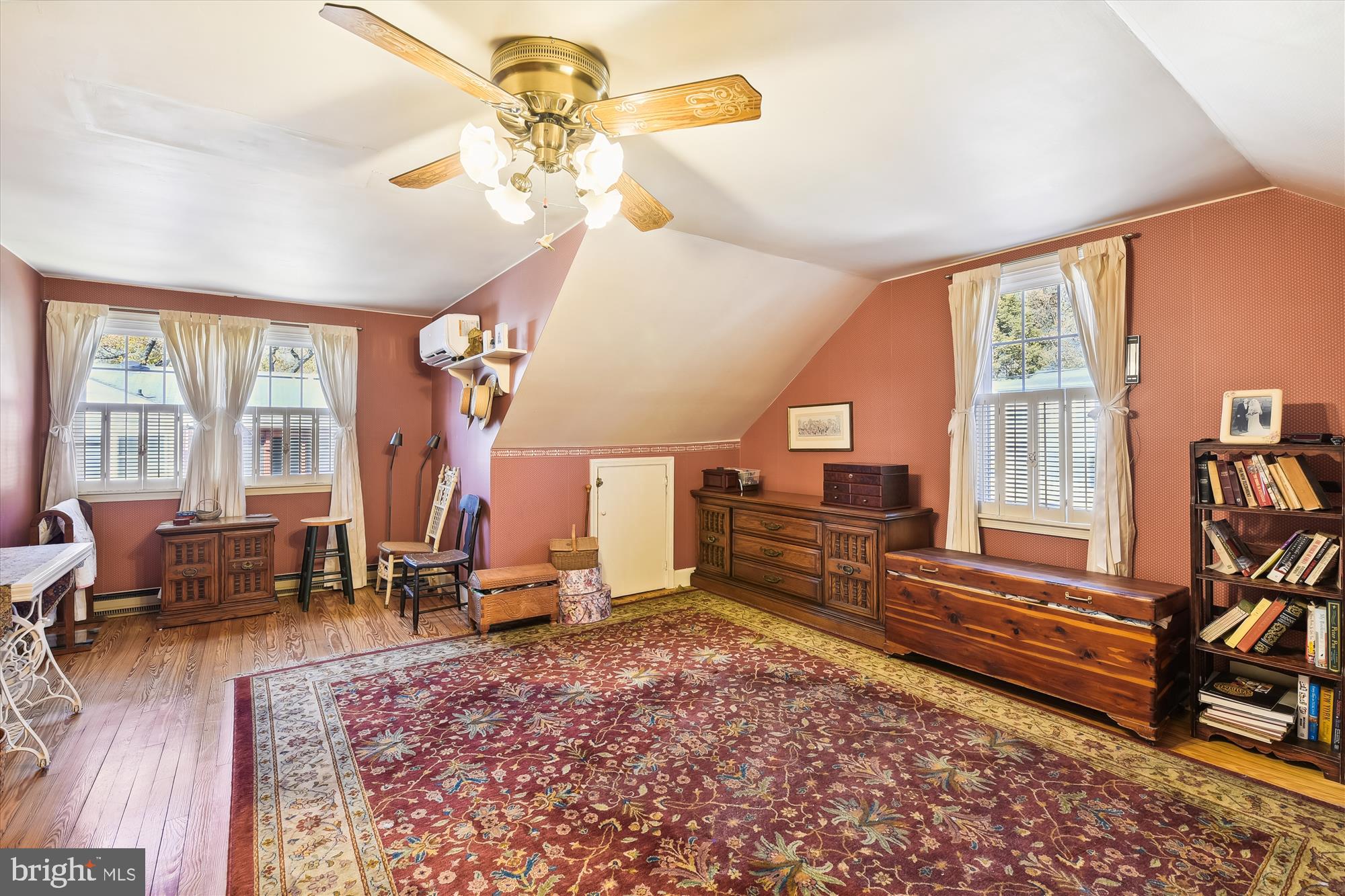 COLONY HILLS - Residential