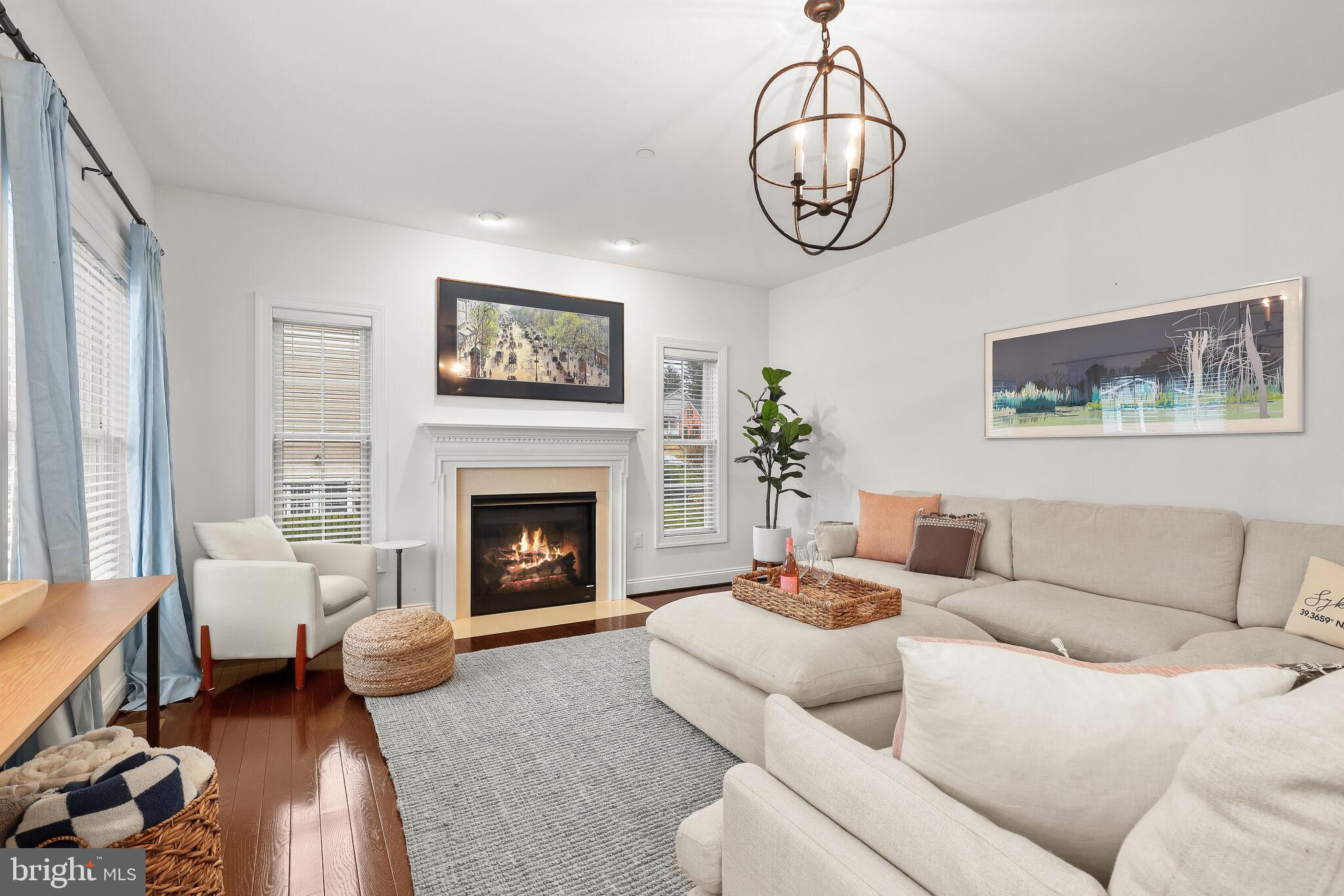 WATERS EDGE - Residential