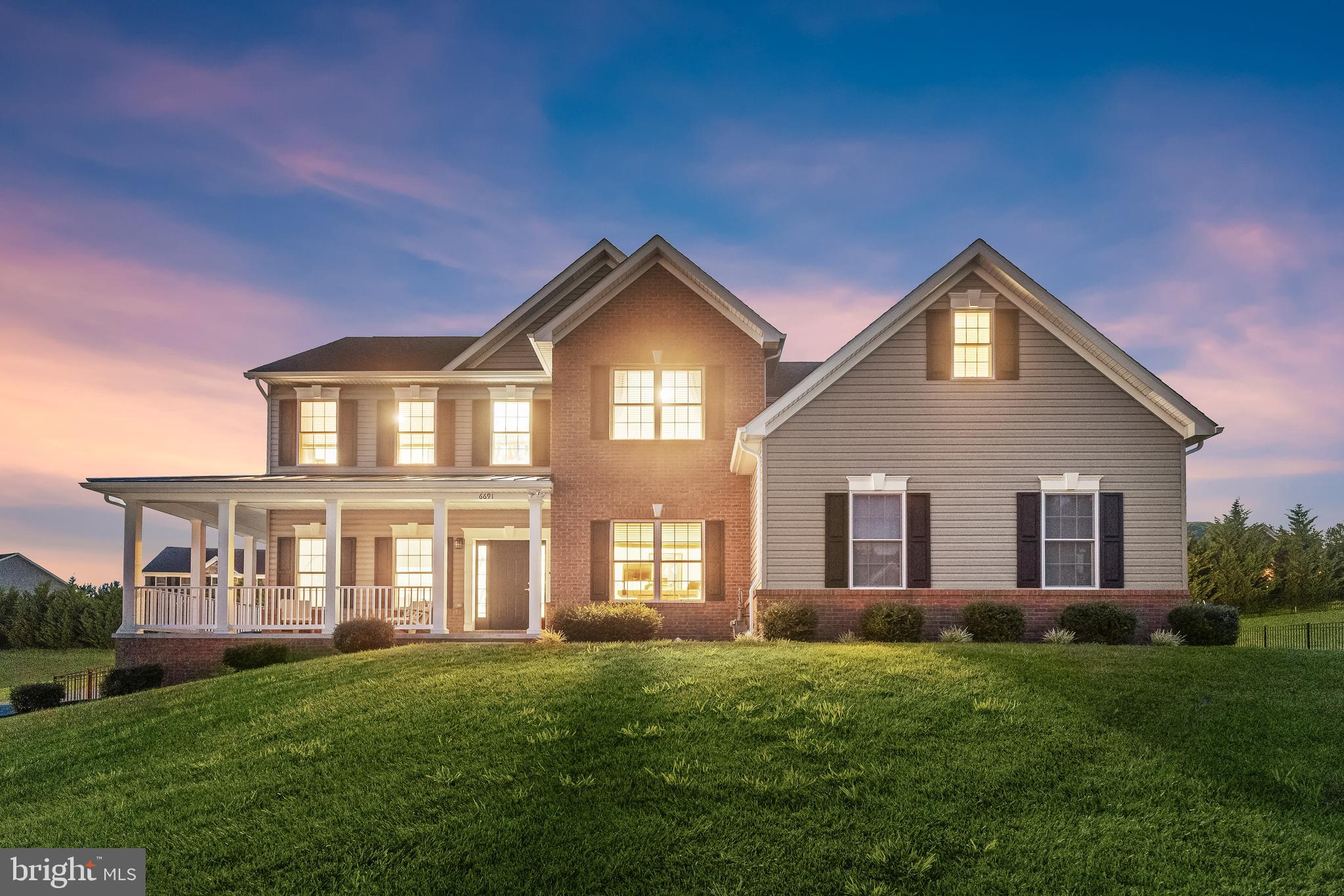 WATERS EDGE - Residential