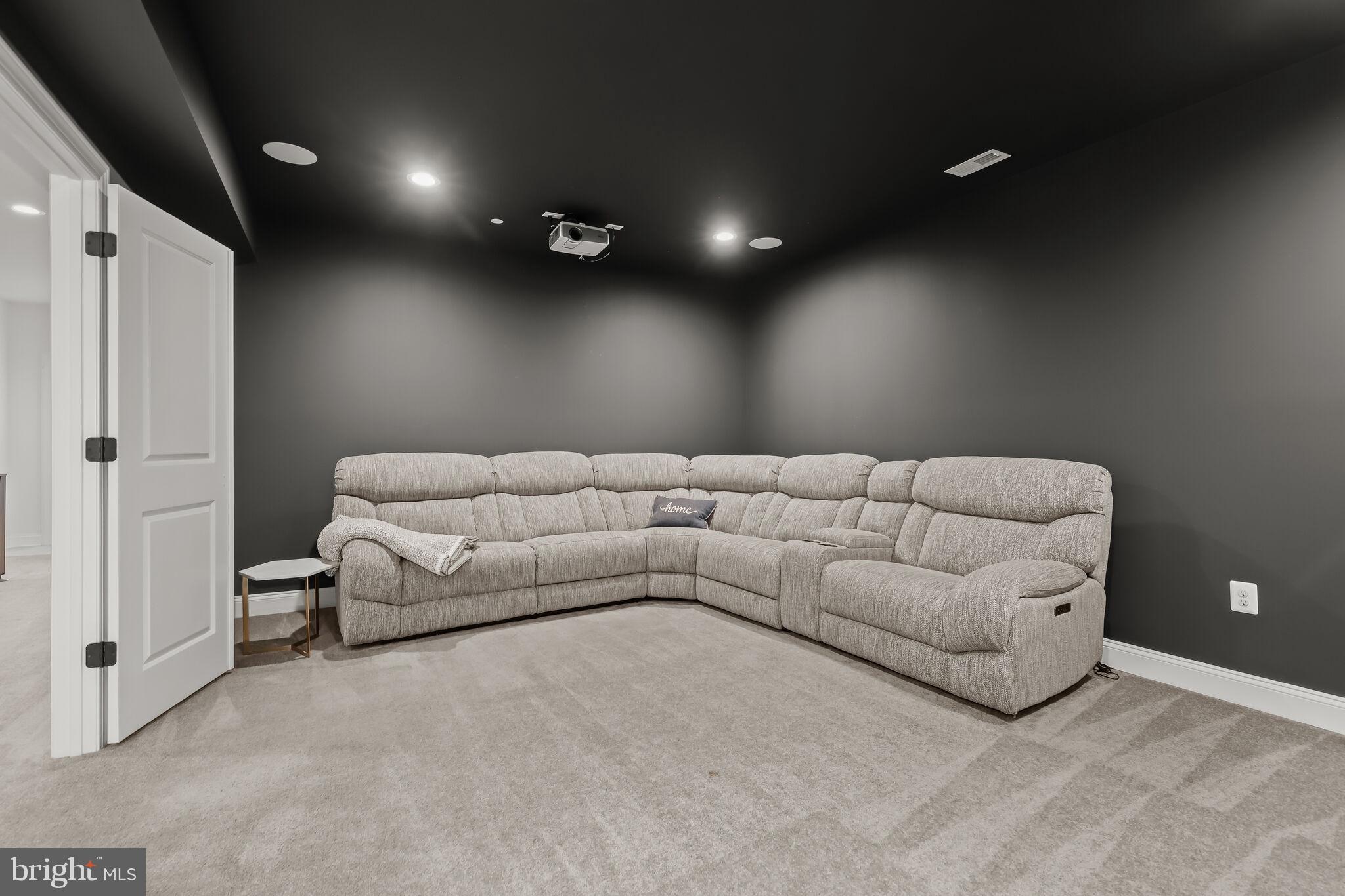 WATERS EDGE - Residential