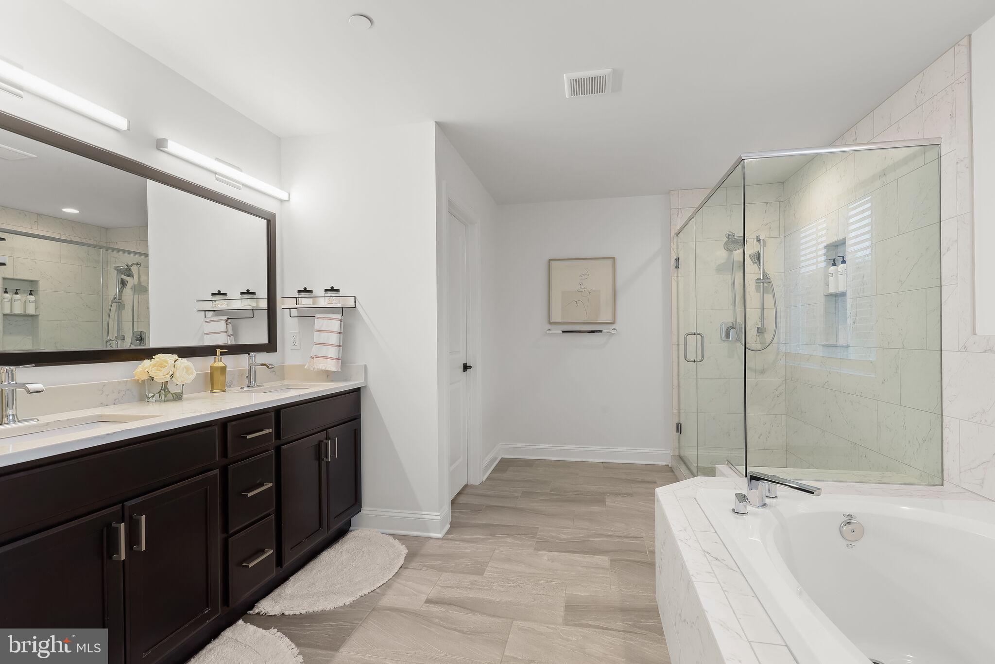 WATERS EDGE - Residential