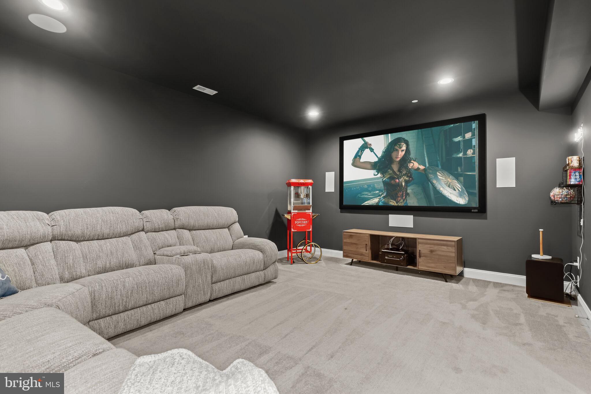 WATERS EDGE - Residential