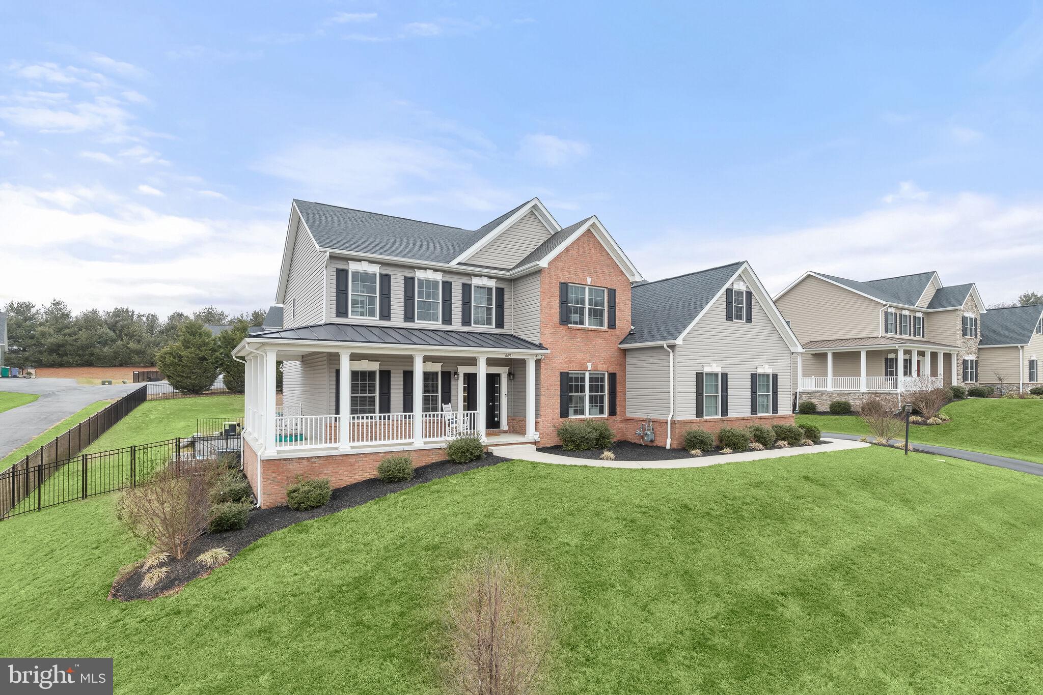 WATERS EDGE - Residential