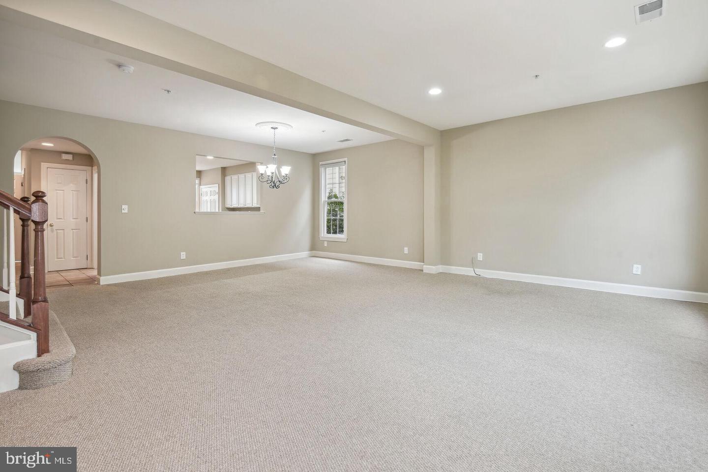 KENTLANDS MIDTOWN - Residential