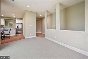 KENTLANDS MIDTOWN - Residential