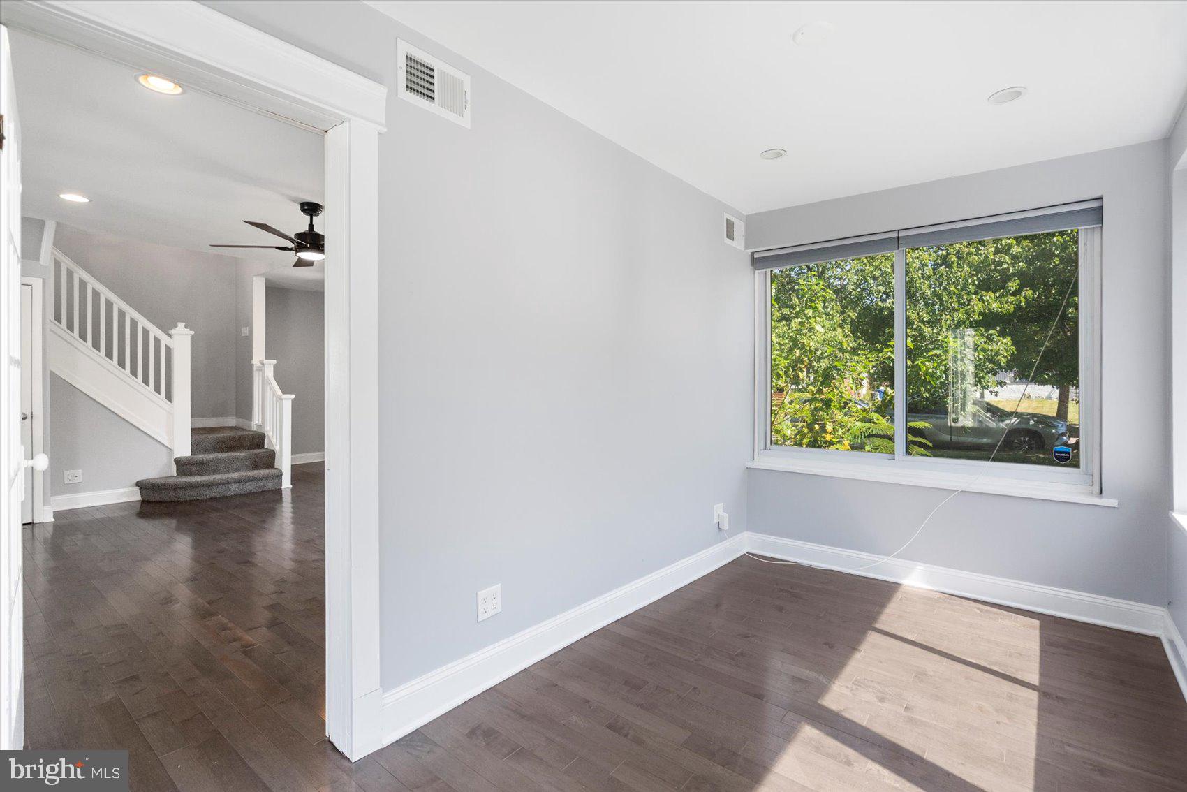 BEVERLY HILLS - Residential