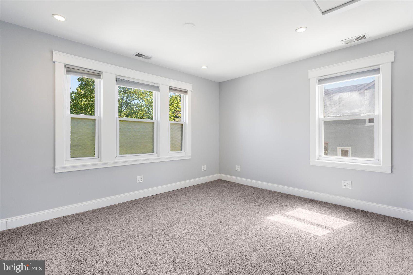 BEVERLY HILLS - Residential