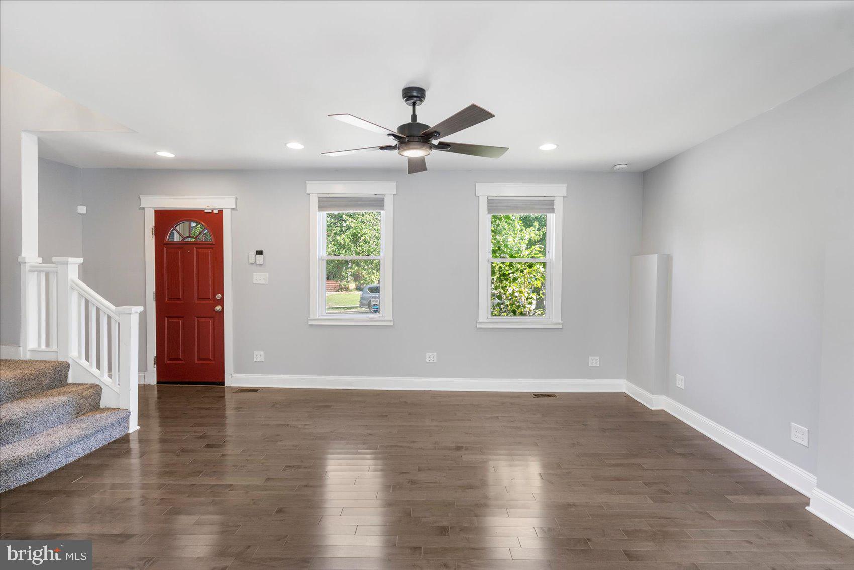 BEVERLY HILLS - Residential