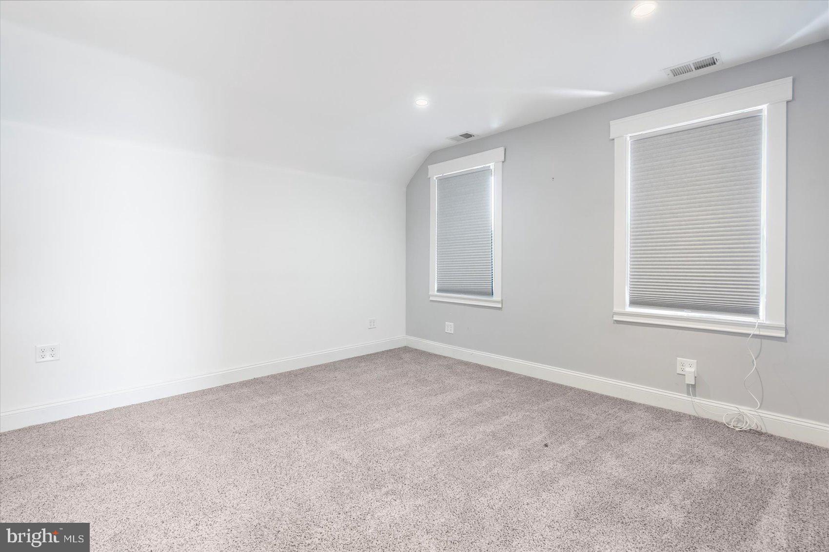 BEVERLY HILLS - Residential