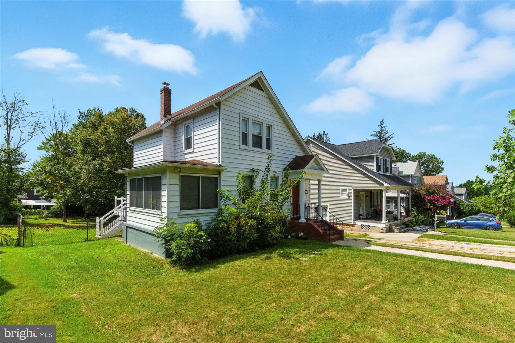 BEVERLY HILLS - Residential