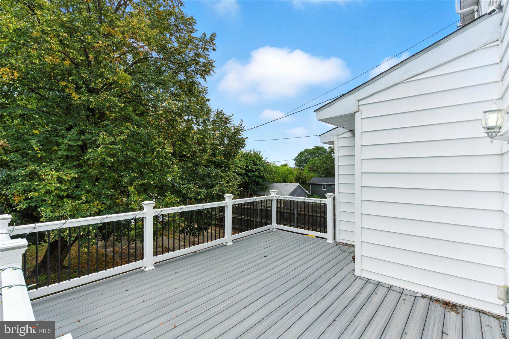 BEVERLY HILLS - Residential