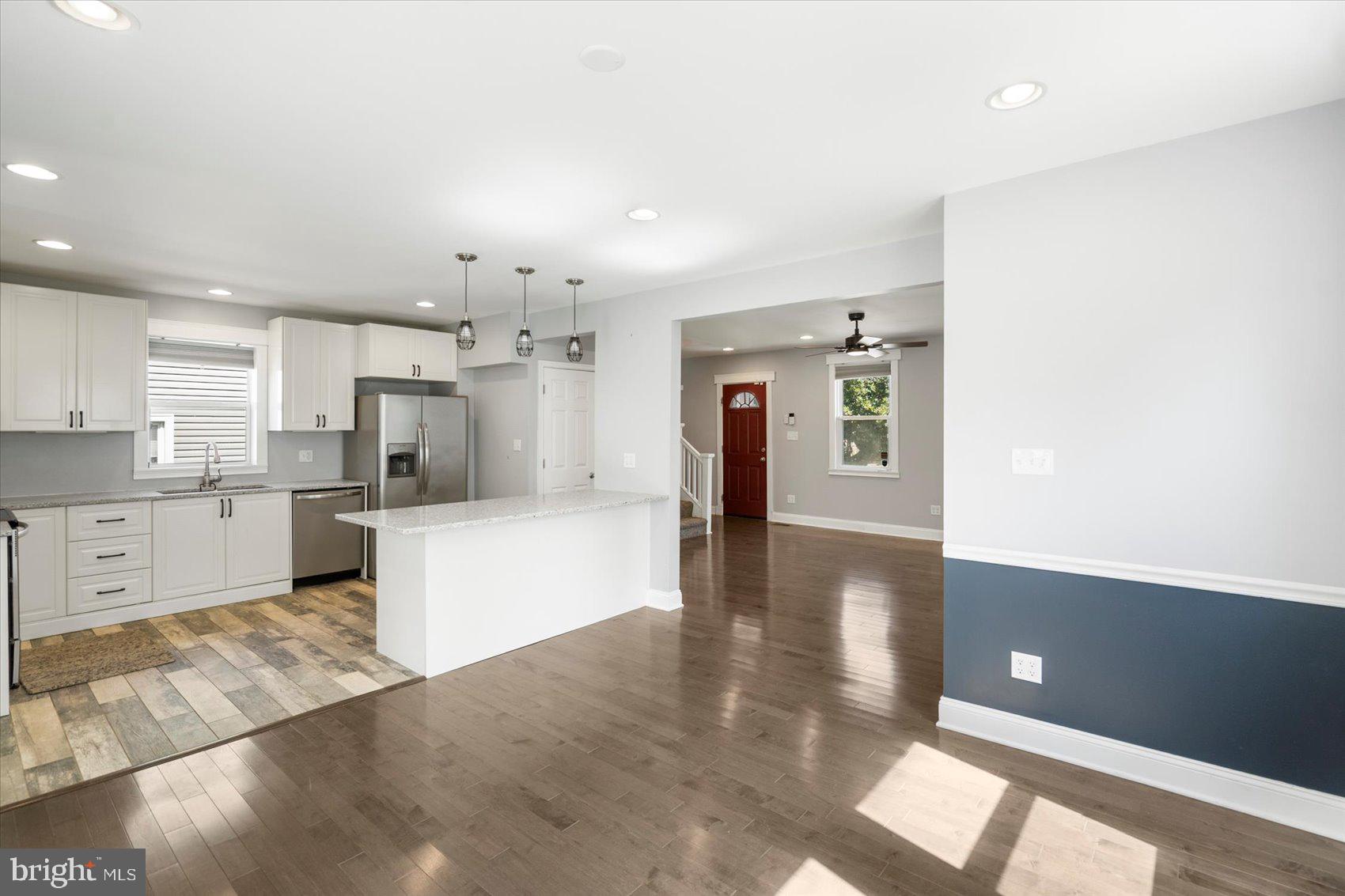 BEVERLY HILLS - Residential