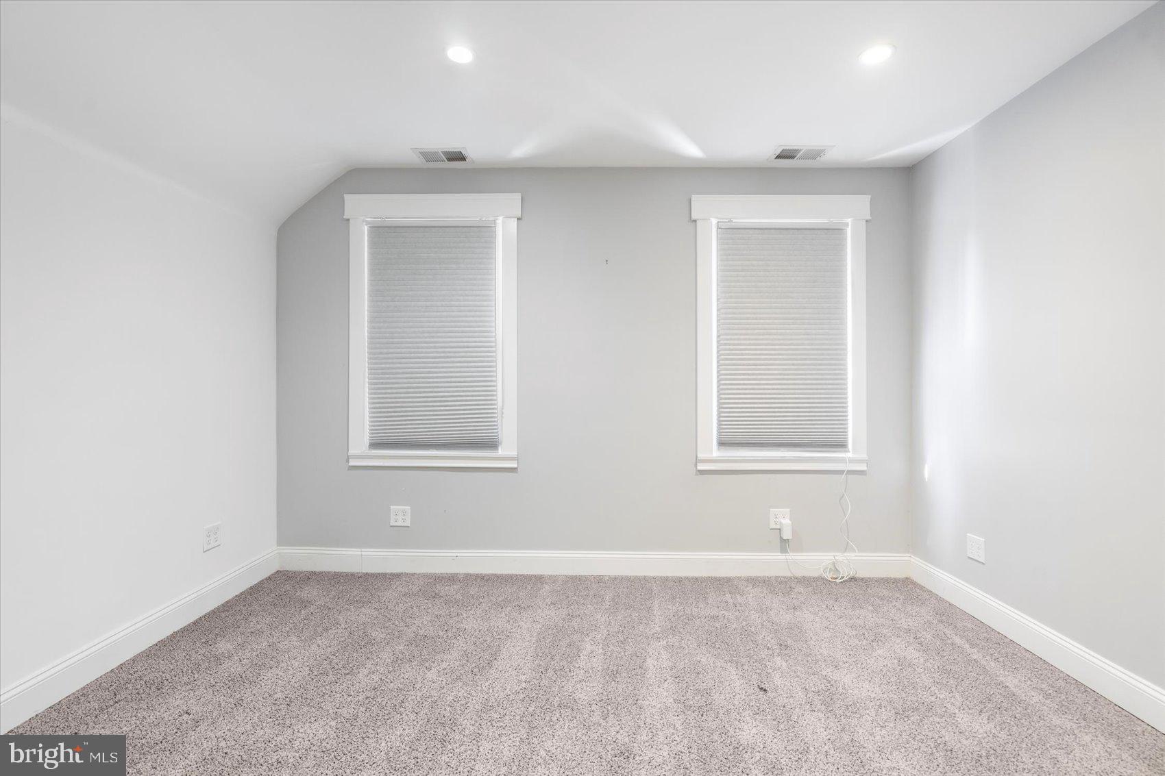 BEVERLY HILLS - Residential