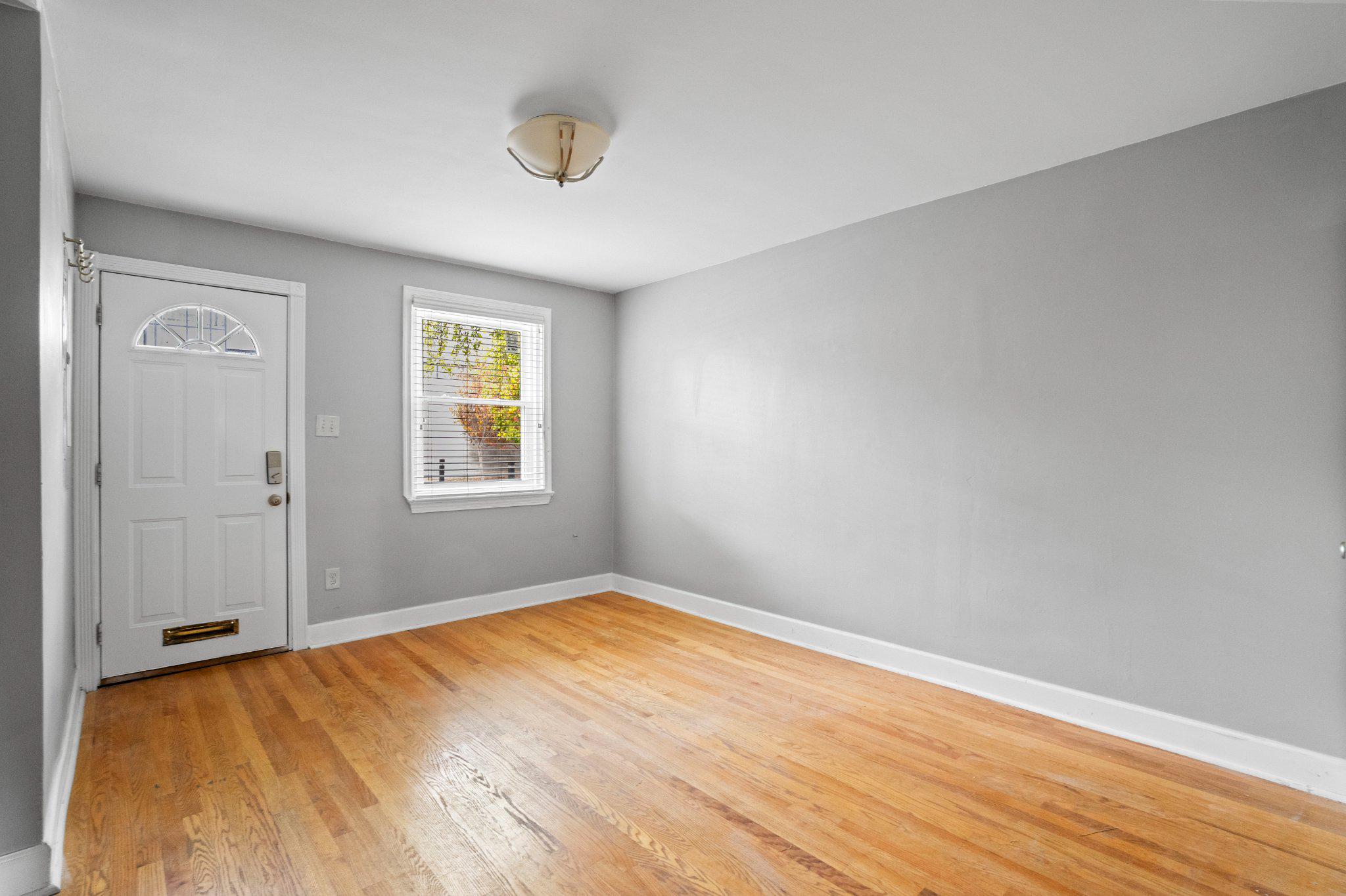 1731 HOLBROOK STREET NE