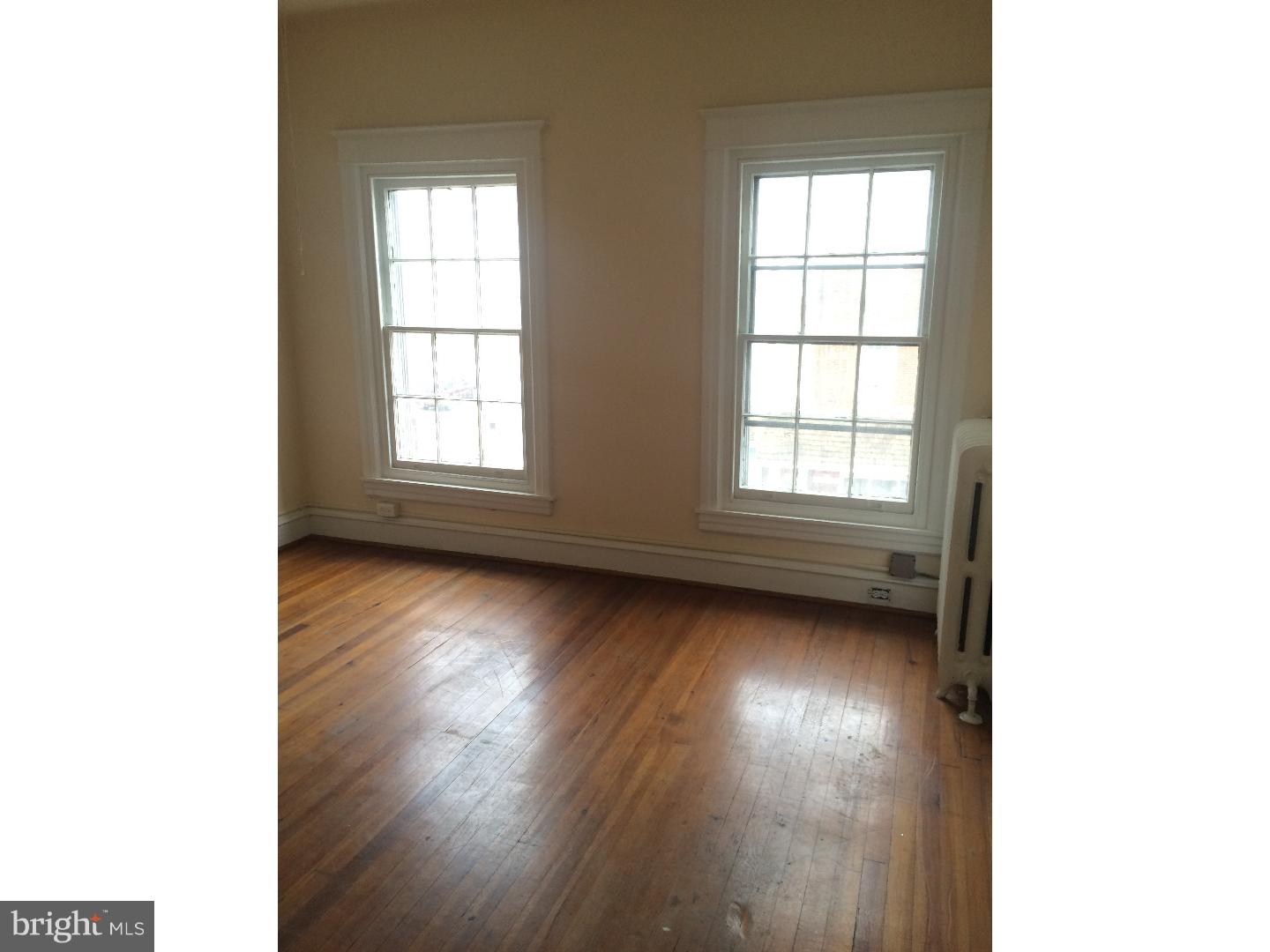 NORRISTOWN - Residential