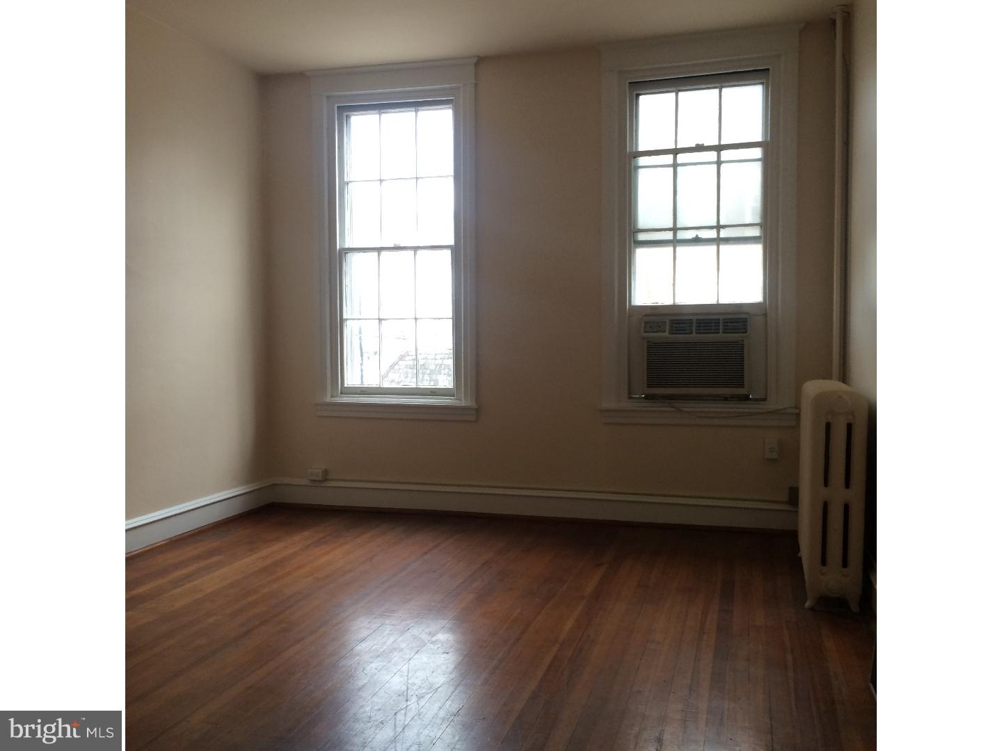 NORRISTOWN - Residential