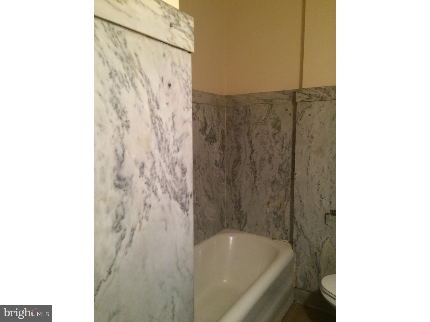 NORRISTOWN - Residential