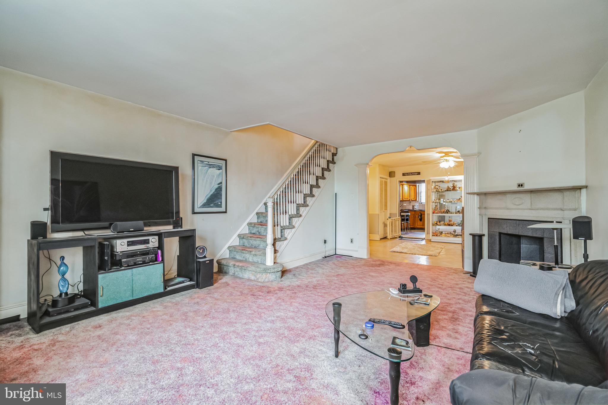 MAYFAIR (EAST) - Residential