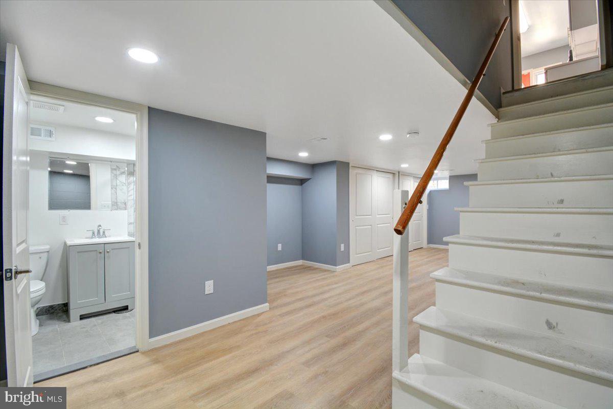 BROOKLYN - Residential