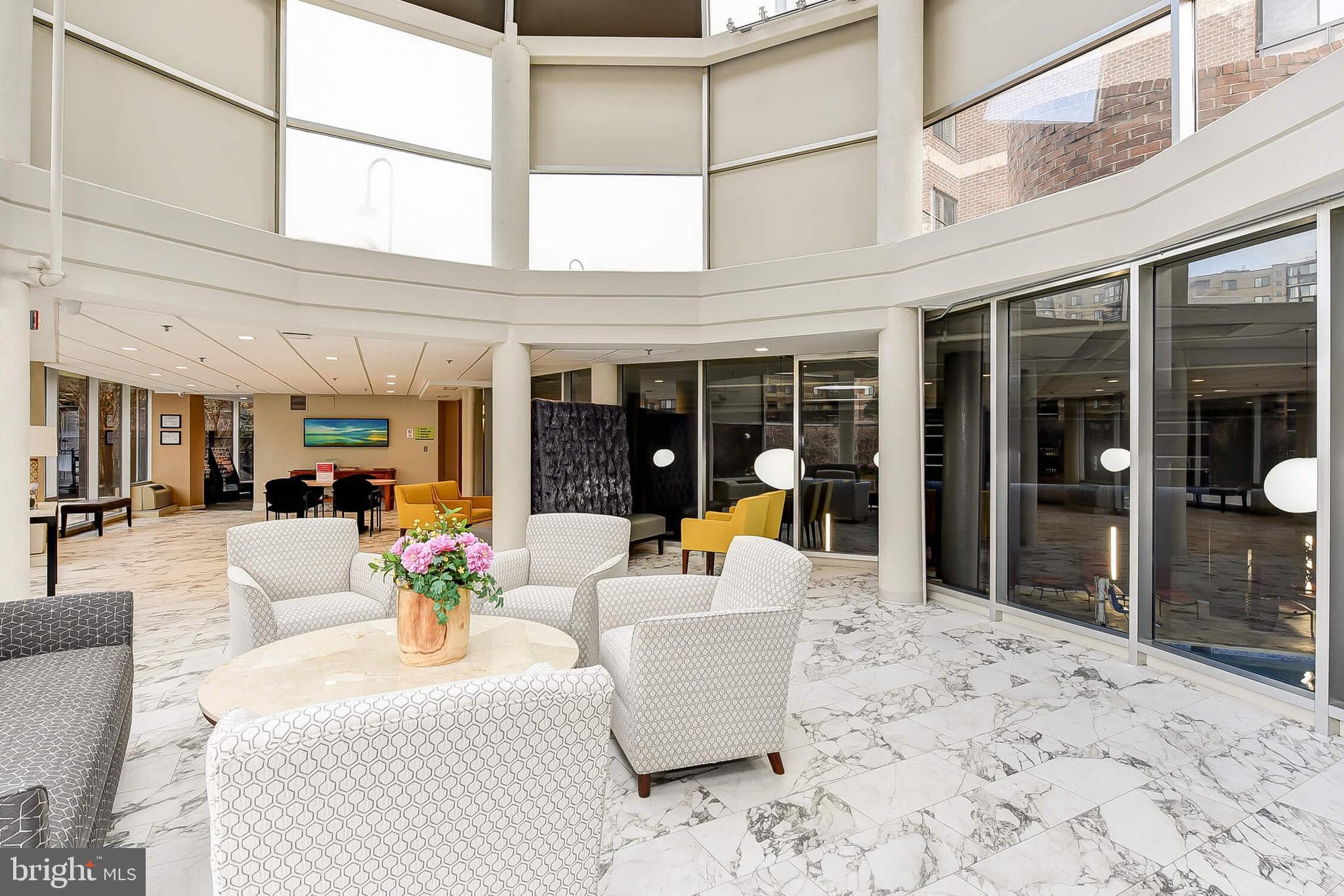 ROTONDA - Residential