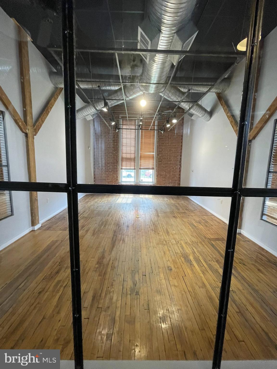 241 E 4TH STREET 105