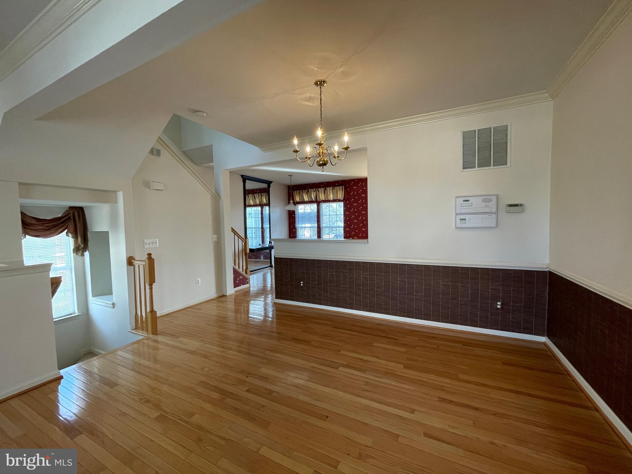 SKYVIEW PARK - Residential Lease