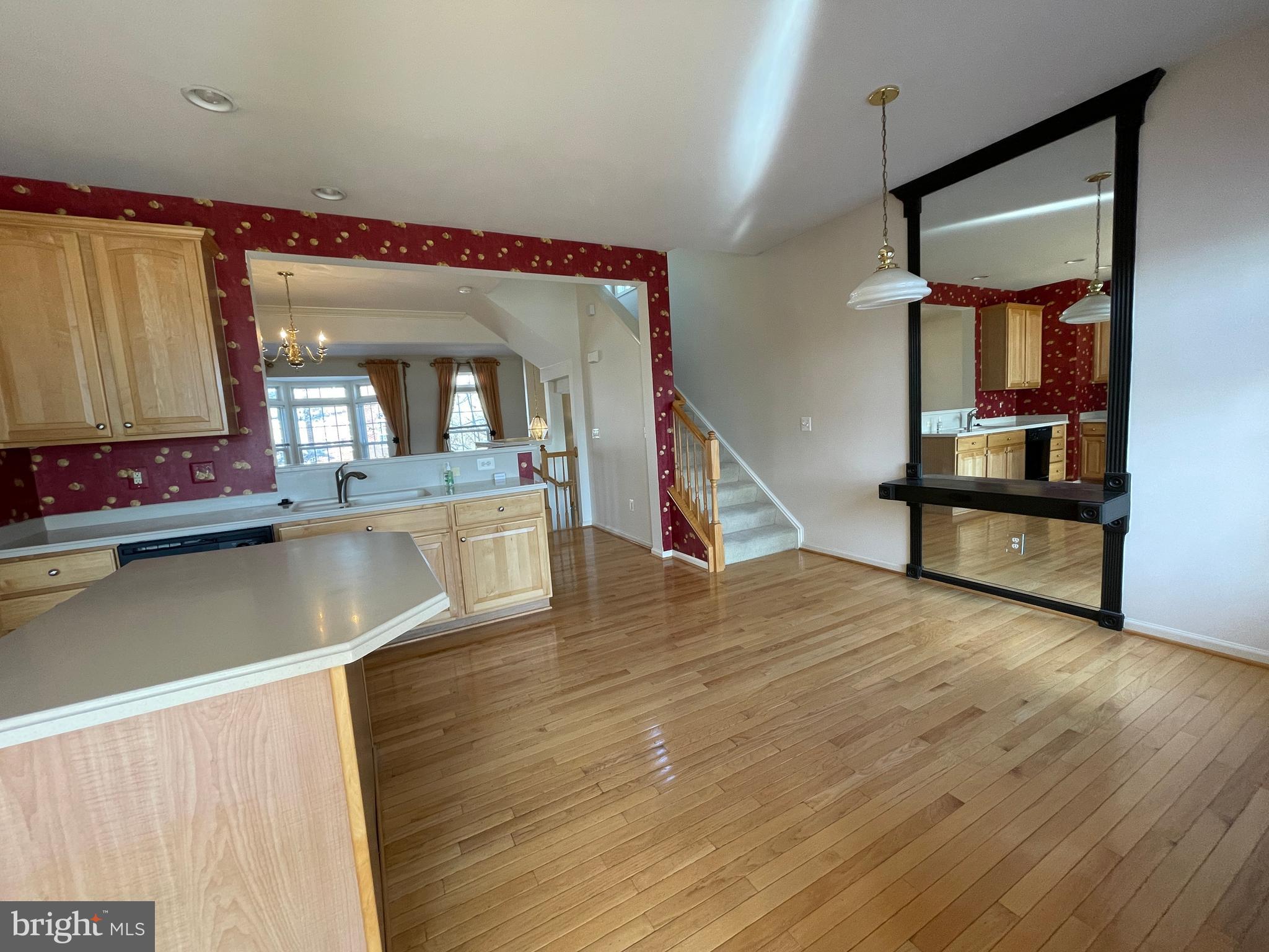 SKYVIEW PARK - Residential Lease