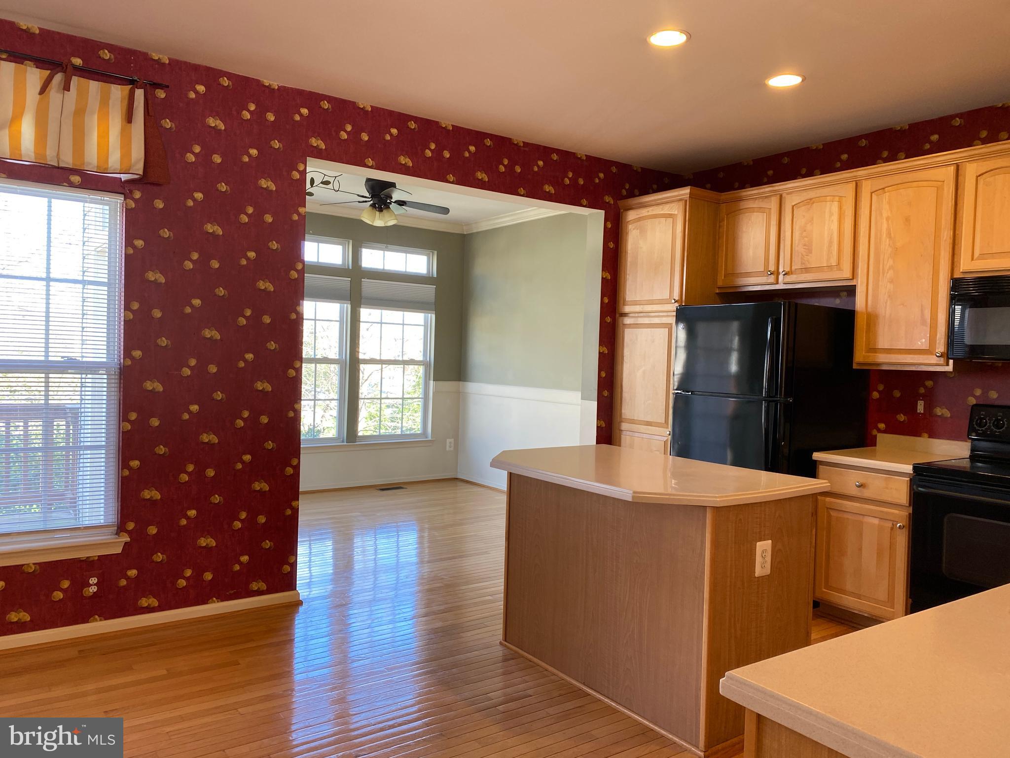 SKYVIEW PARK - Residential Lease