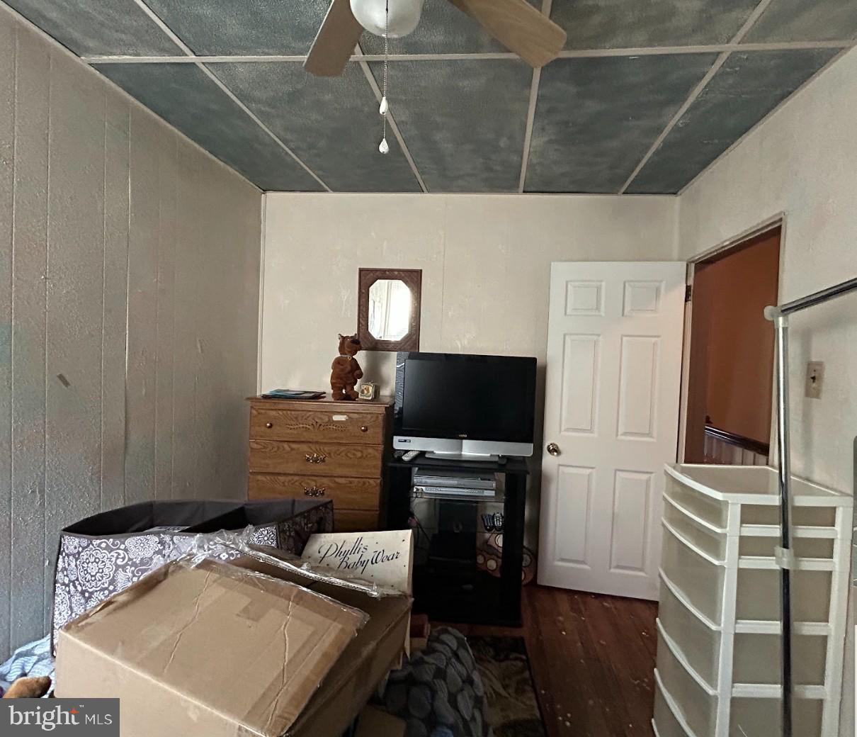 OVERBROOK - Residential