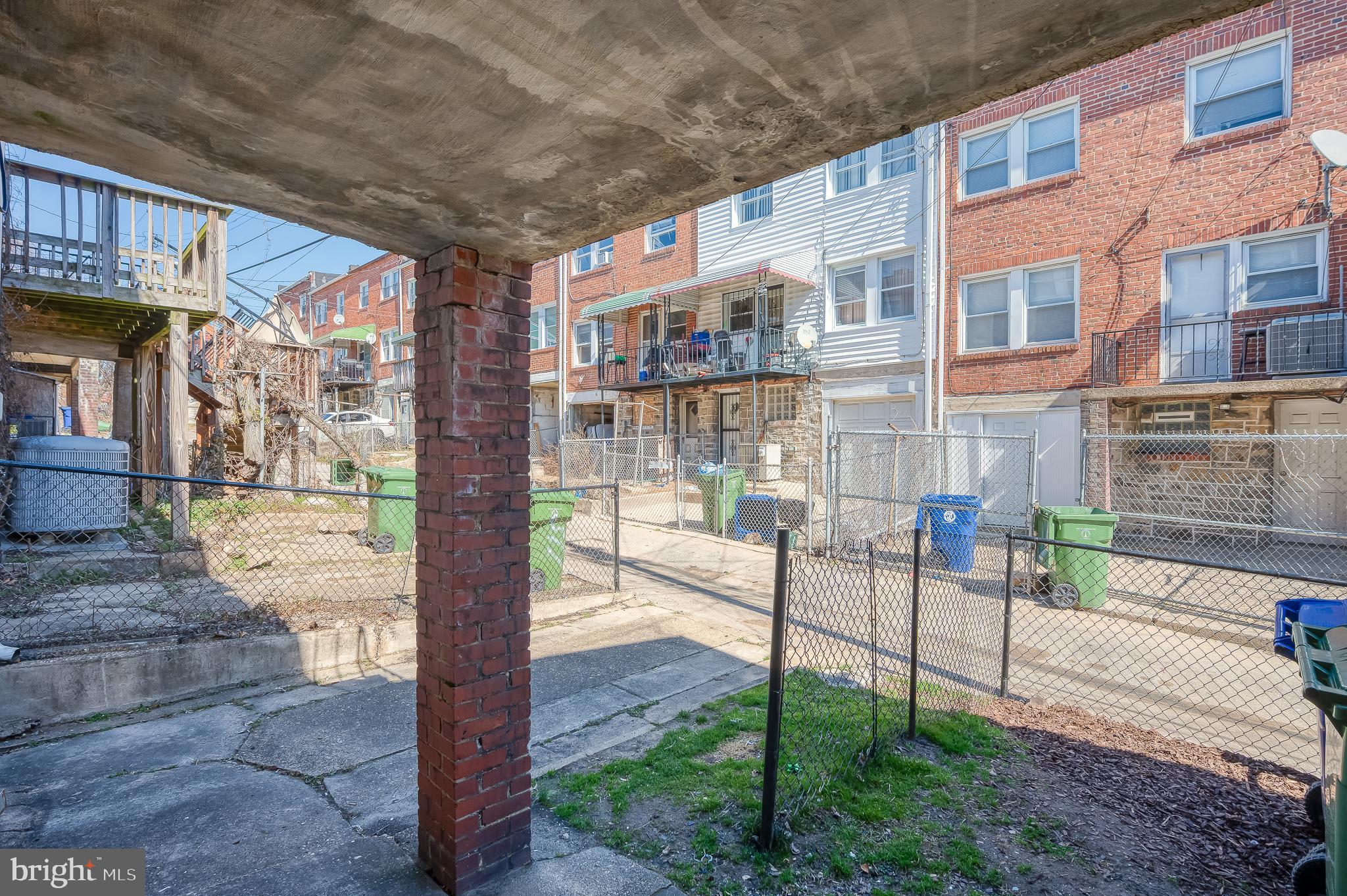 CARROLL-SOUTH HILTON - Residential