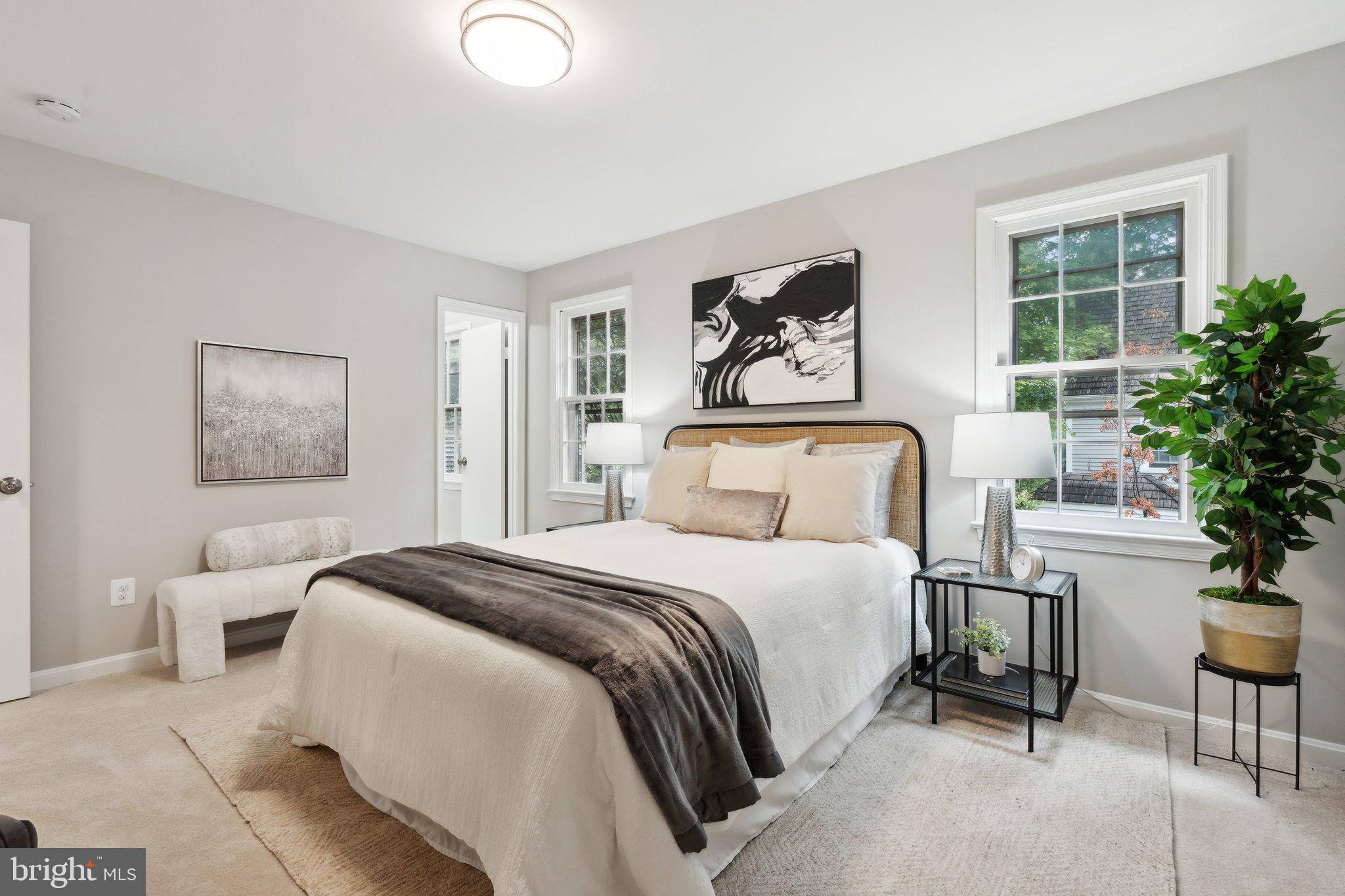 RESTON - Residential