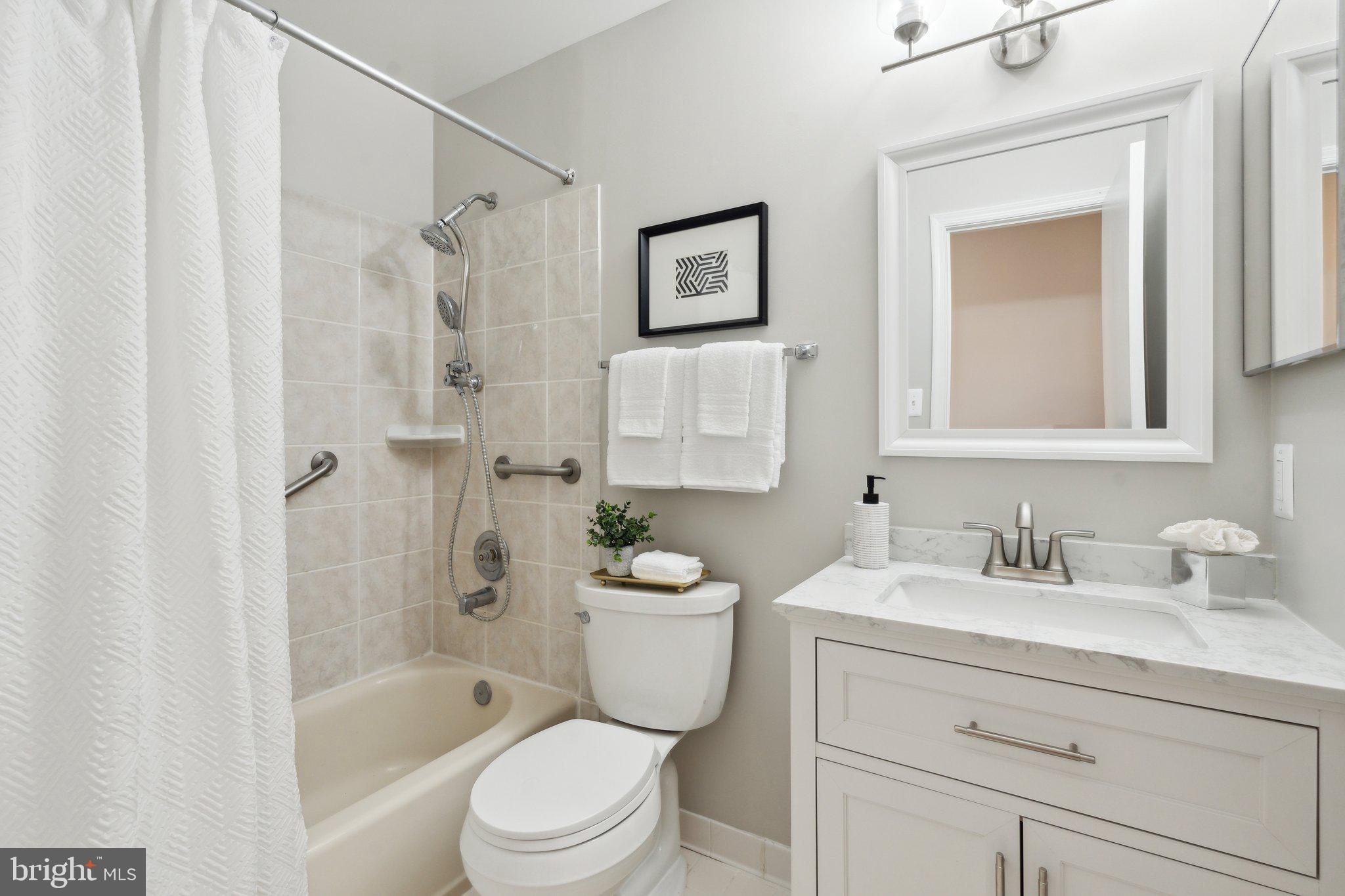 RESTON - Residential