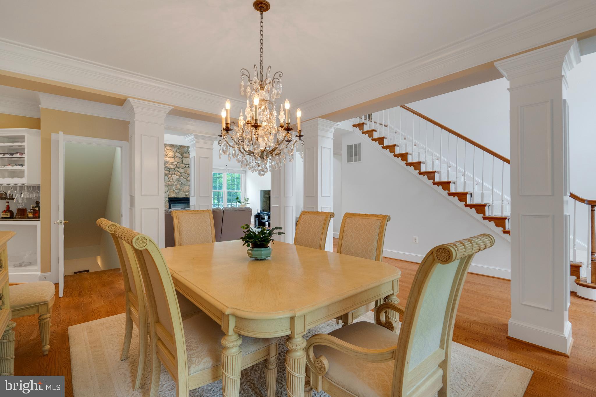 HAMPTON HILLS - Residential