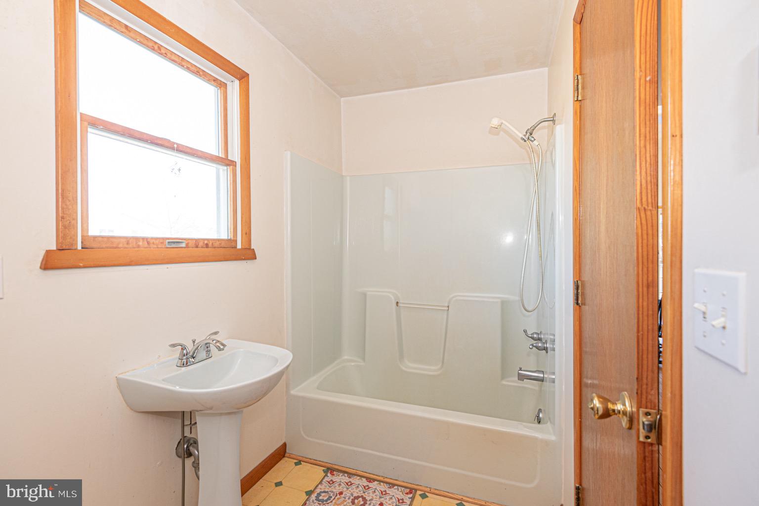 CAPE ISLE OF WIGHT - Residential