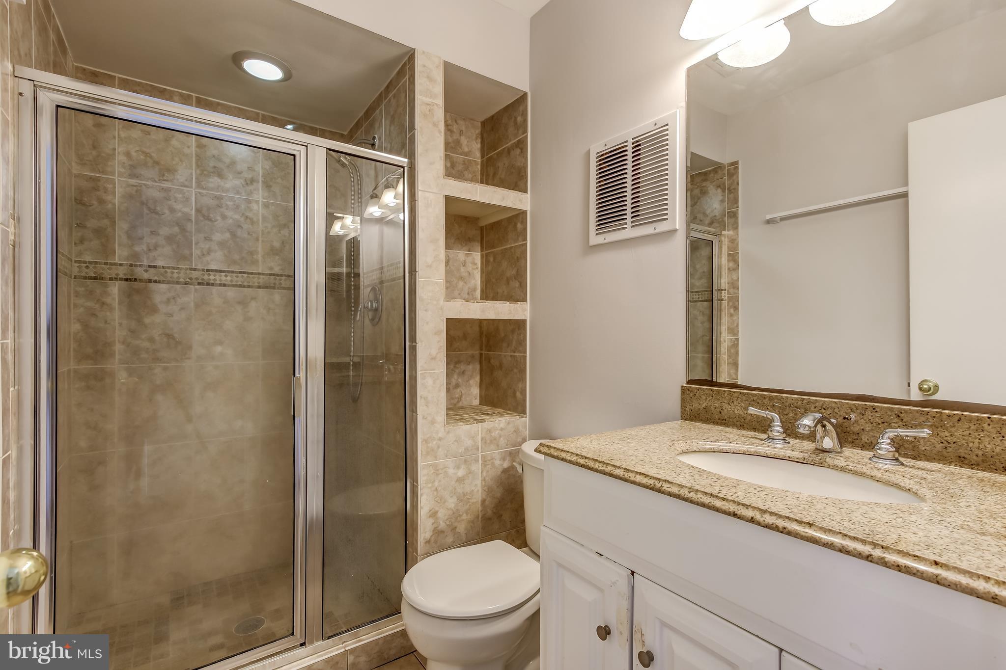 OLNEY SQUARE - Residential