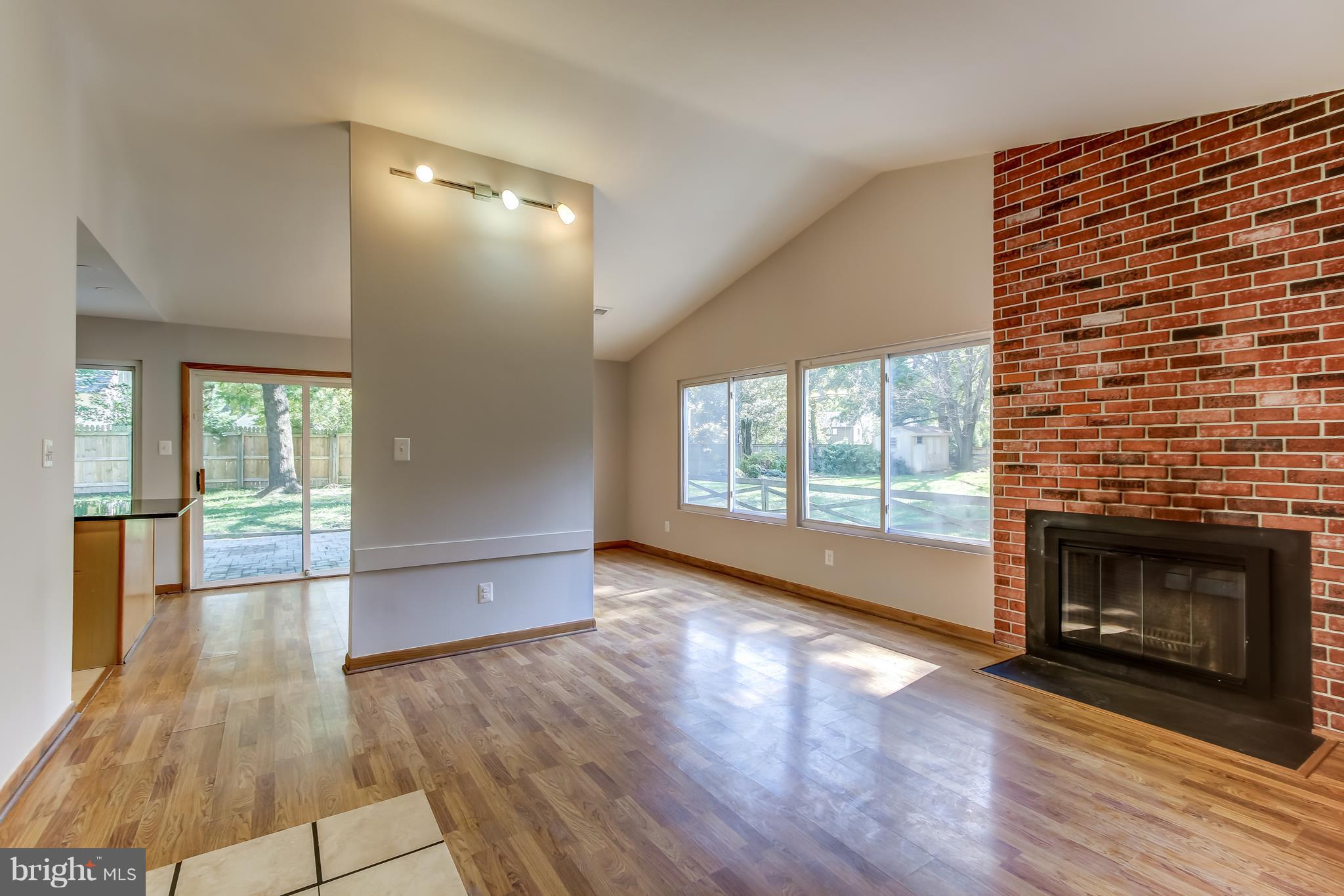 OLNEY SQUARE - Residential