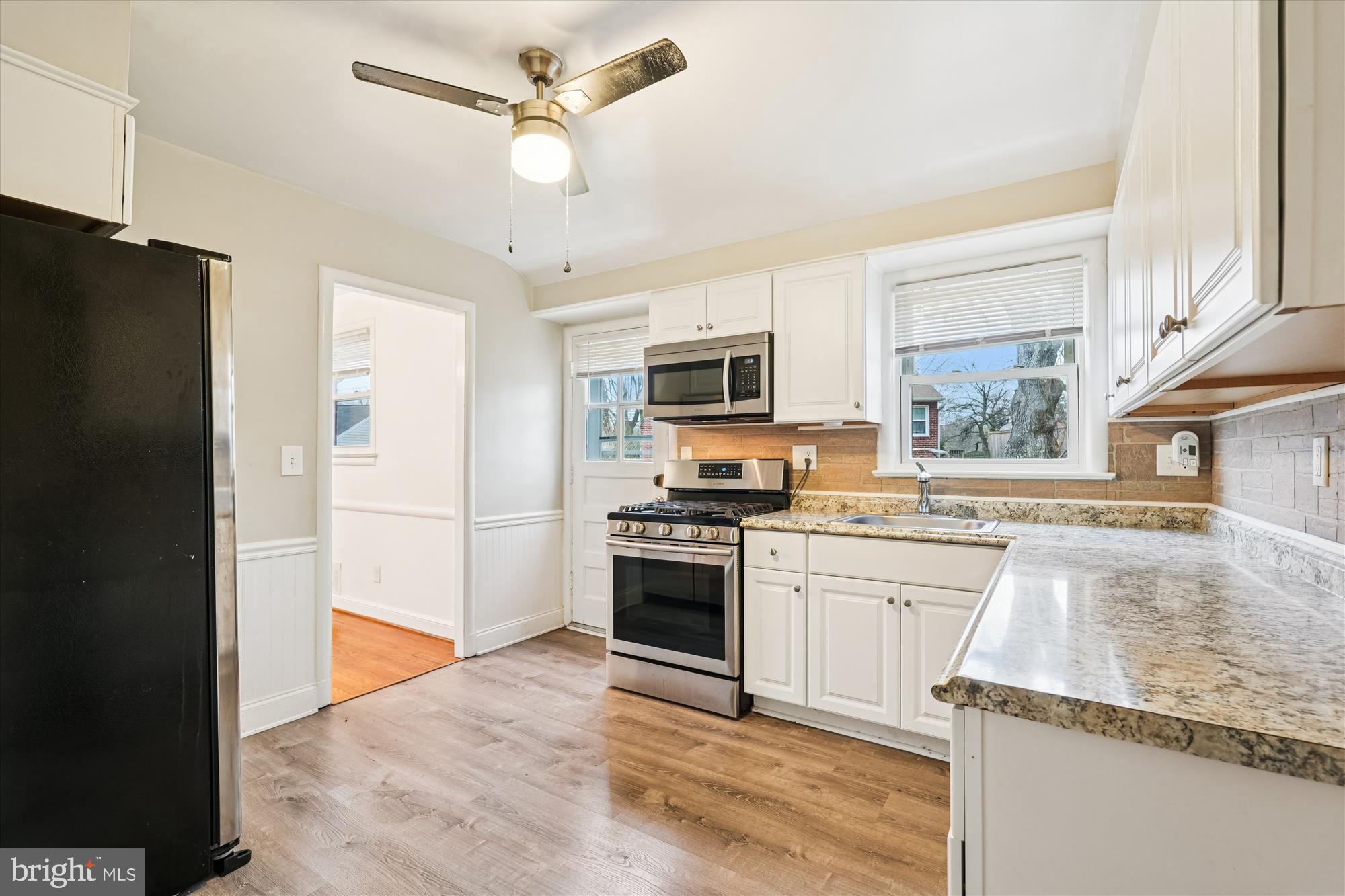 10502 GLENHAVEN DRIVE