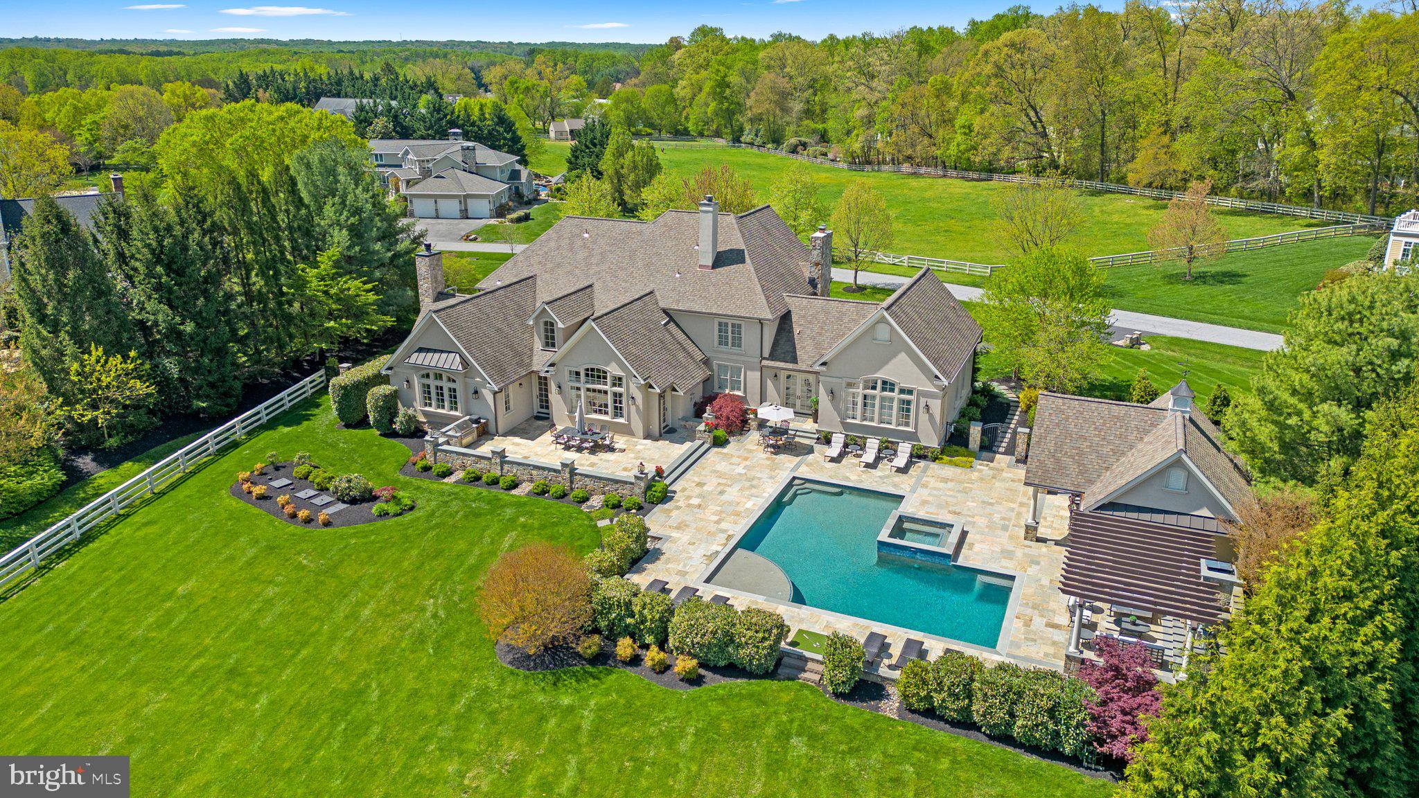 PATERNAL GIFT FARM - Residential