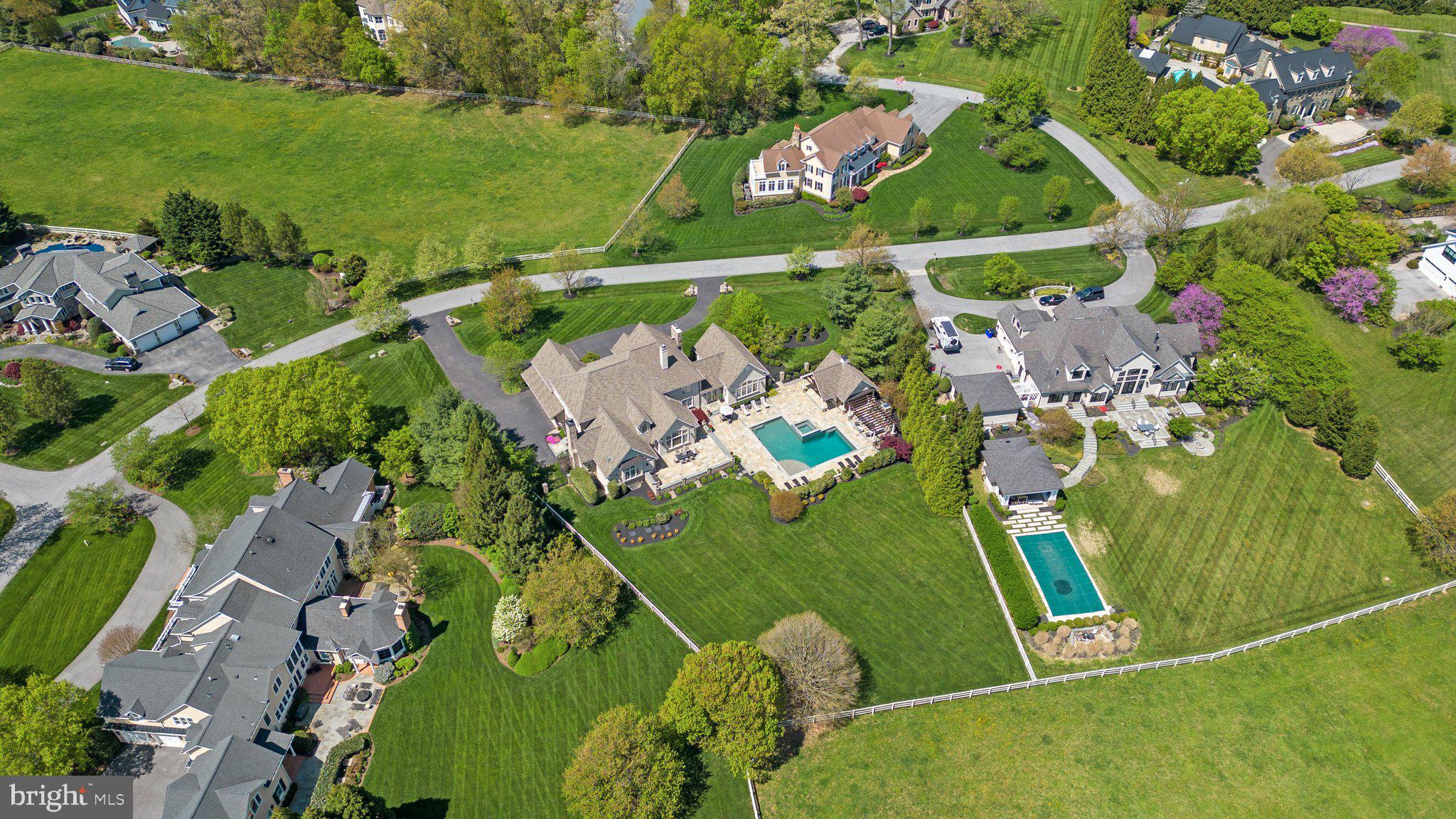 PATERNAL GIFT FARM - Residential