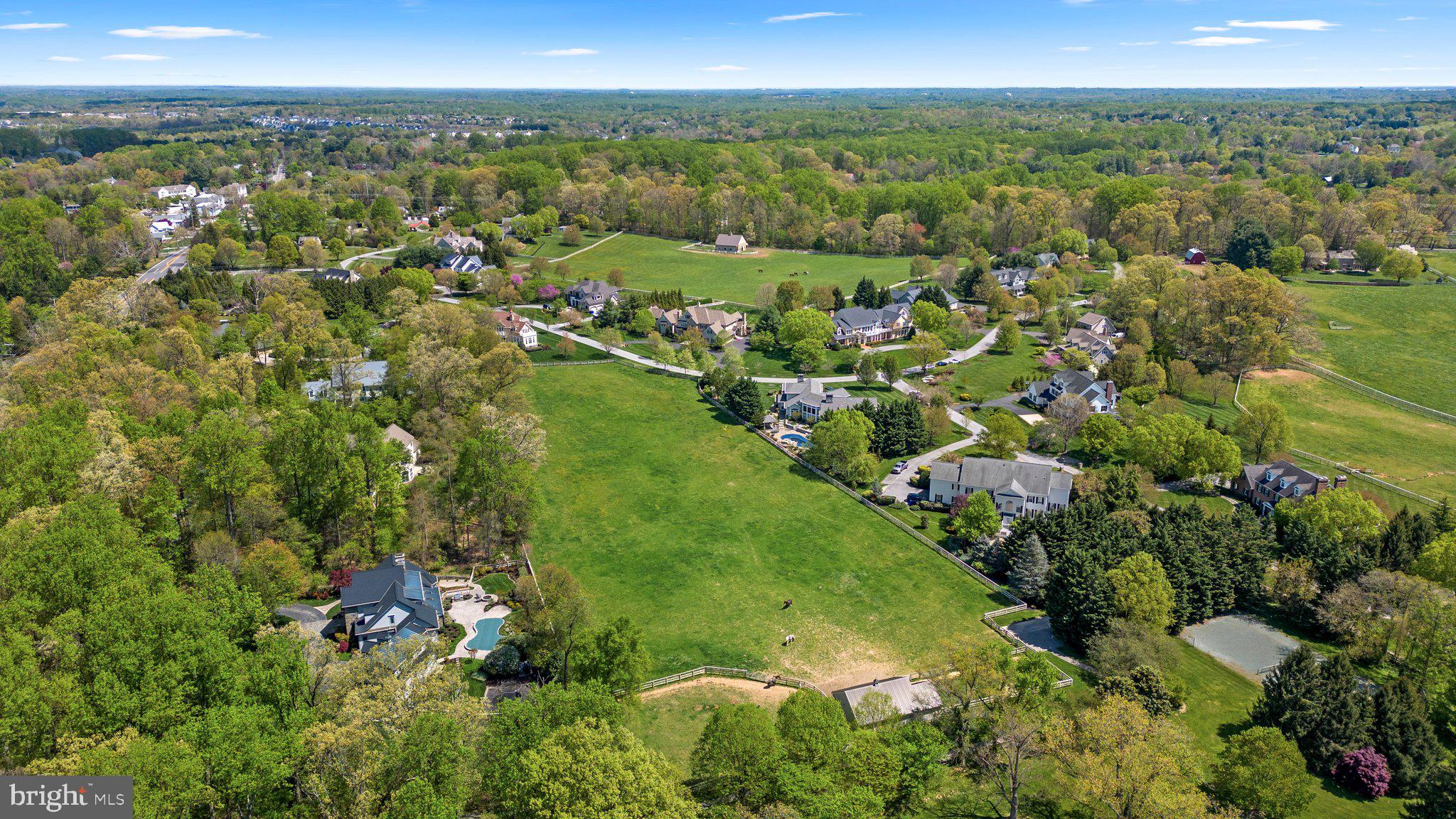 PATERNAL GIFT FARM - Residential