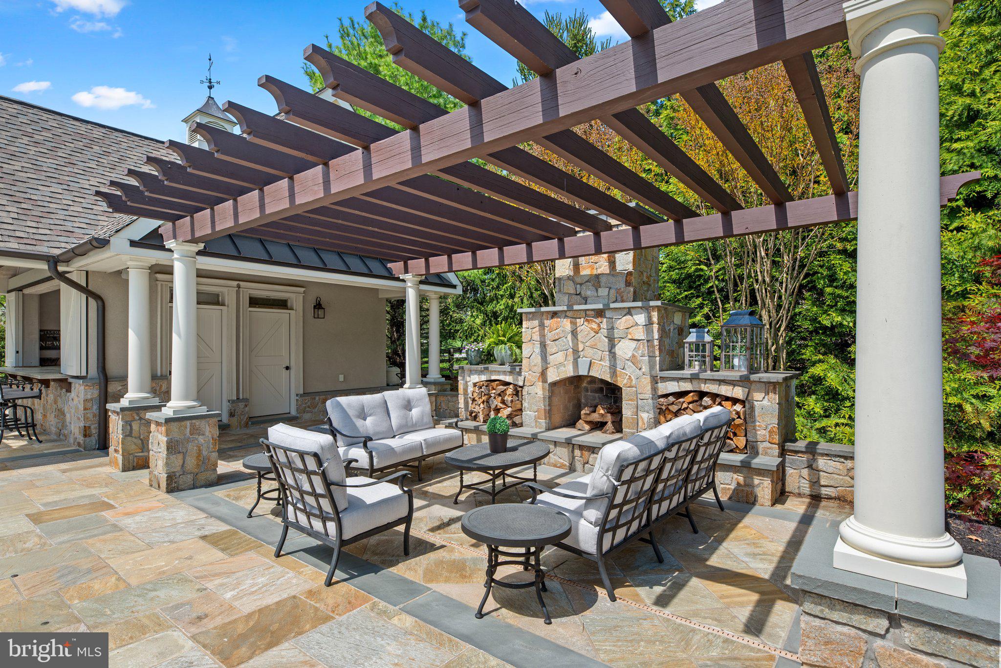 PATERNAL GIFT FARM - Residential