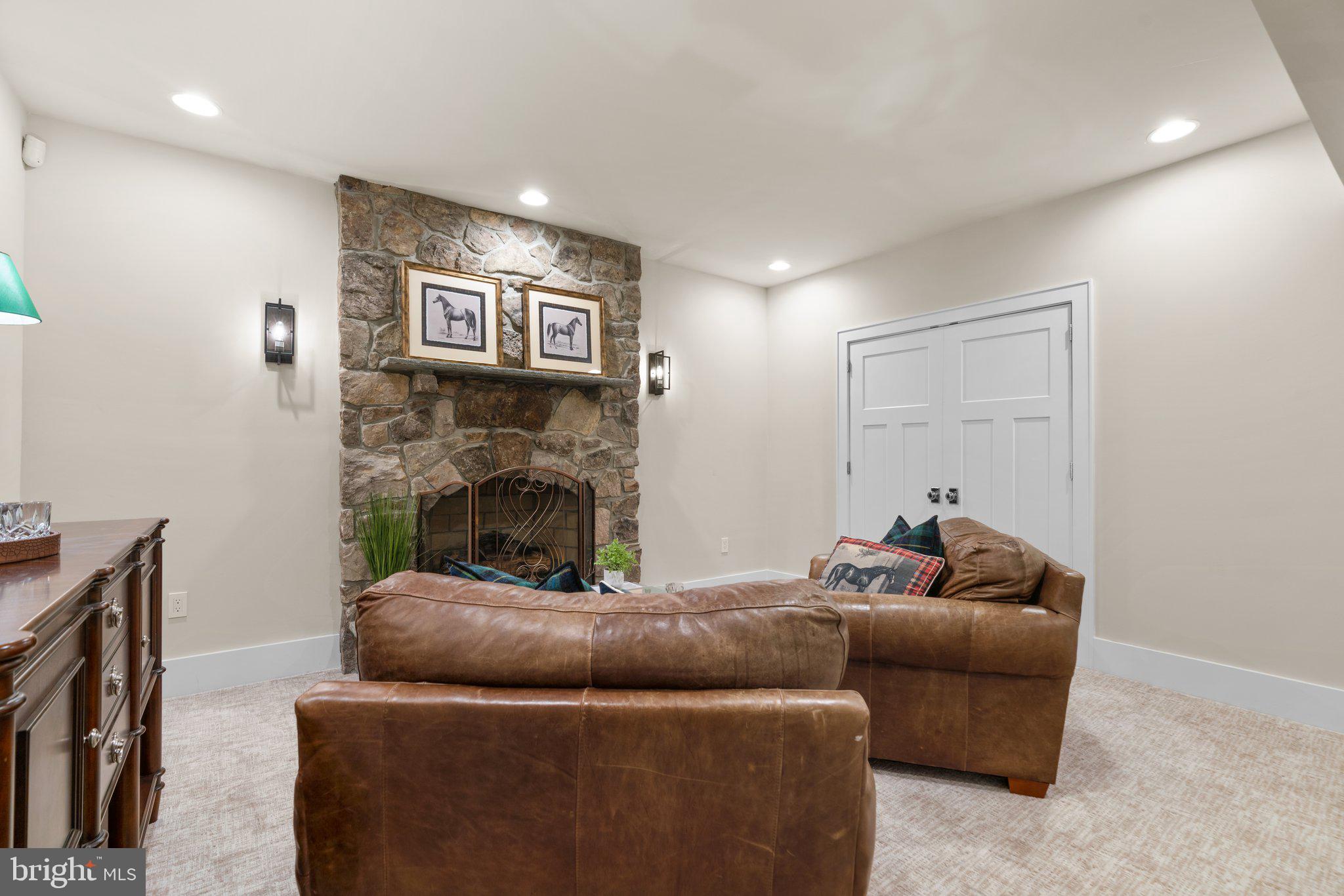 PATERNAL GIFT FARM - Residential