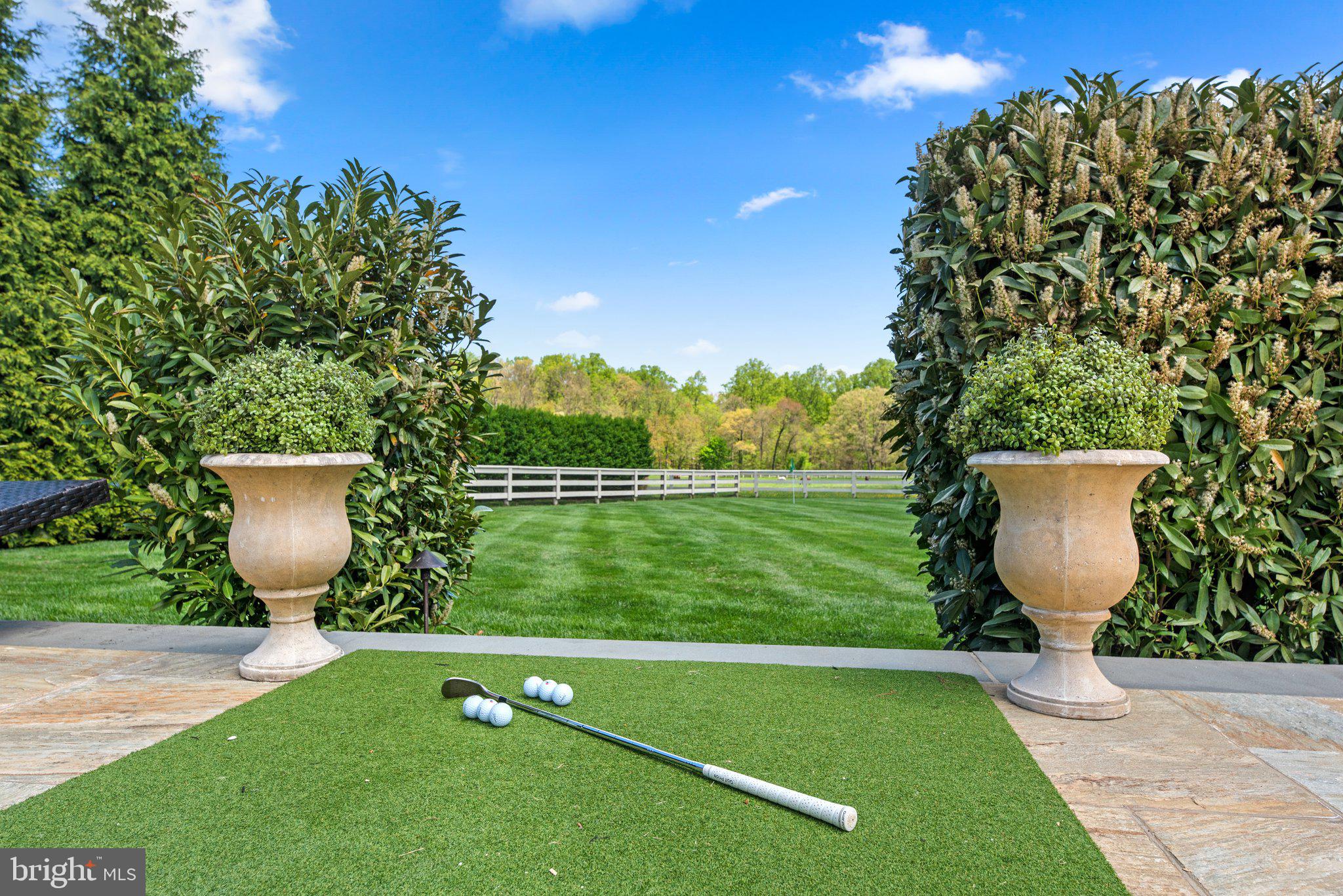 PATERNAL GIFT FARM - Residential