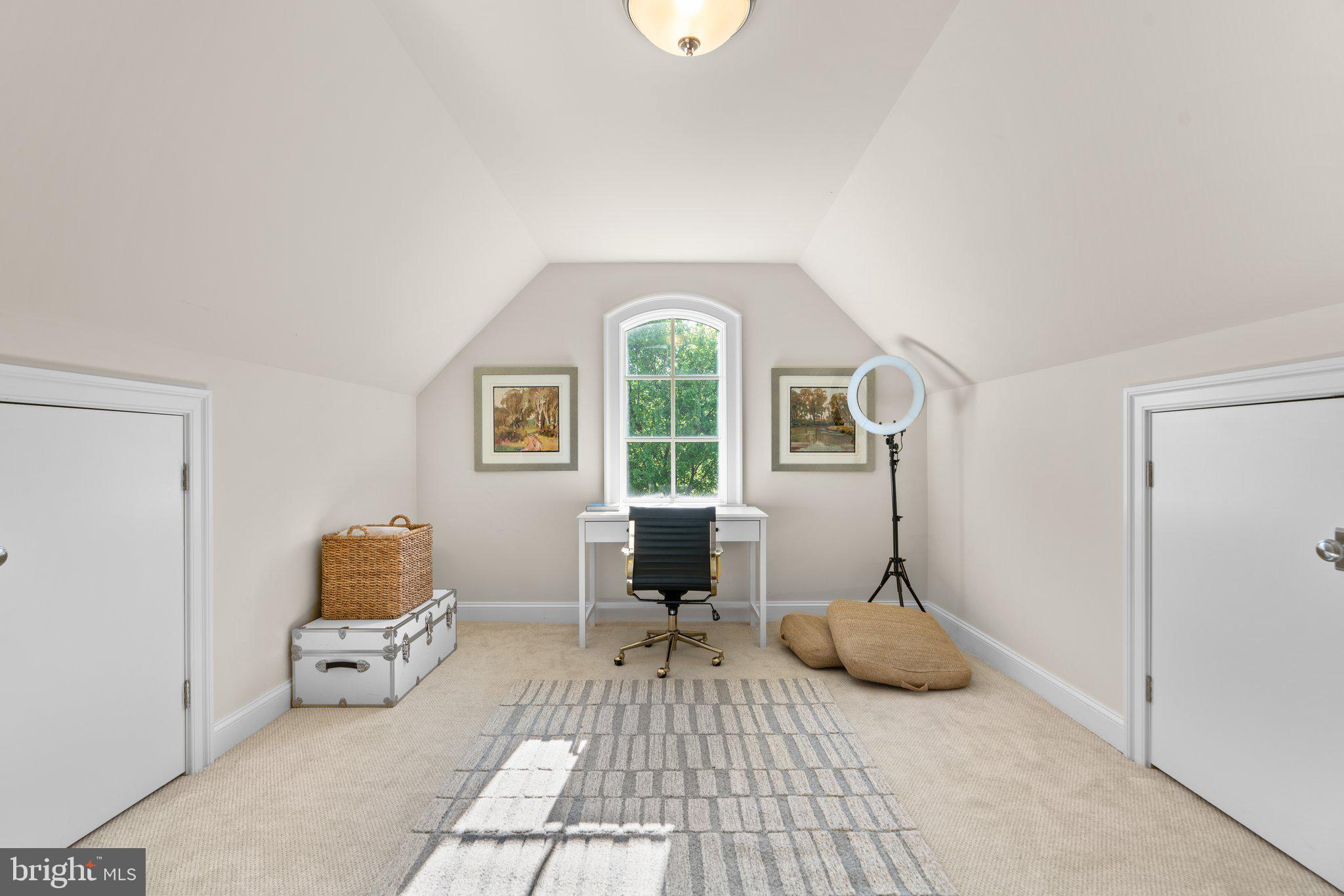 PATERNAL GIFT FARM - Residential