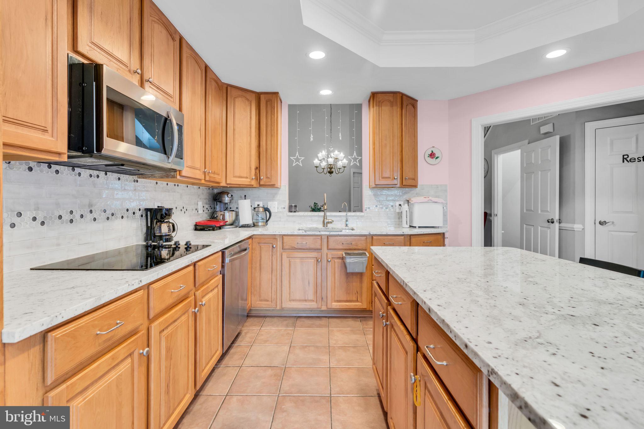 SOMERSET - Residential Lease