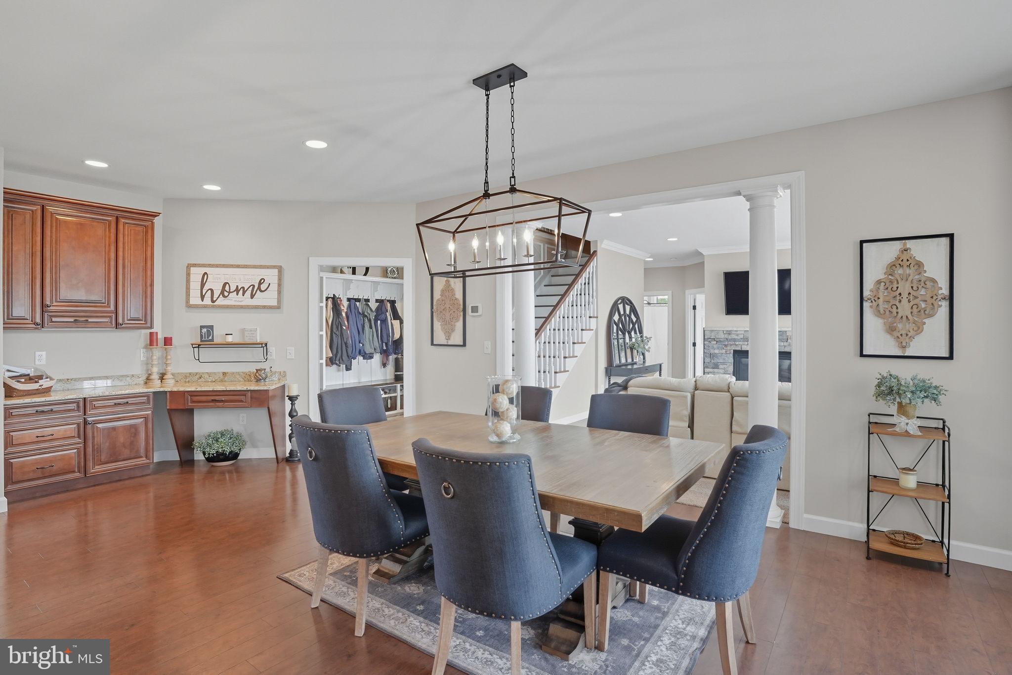 WOLFE POINTE - Residential