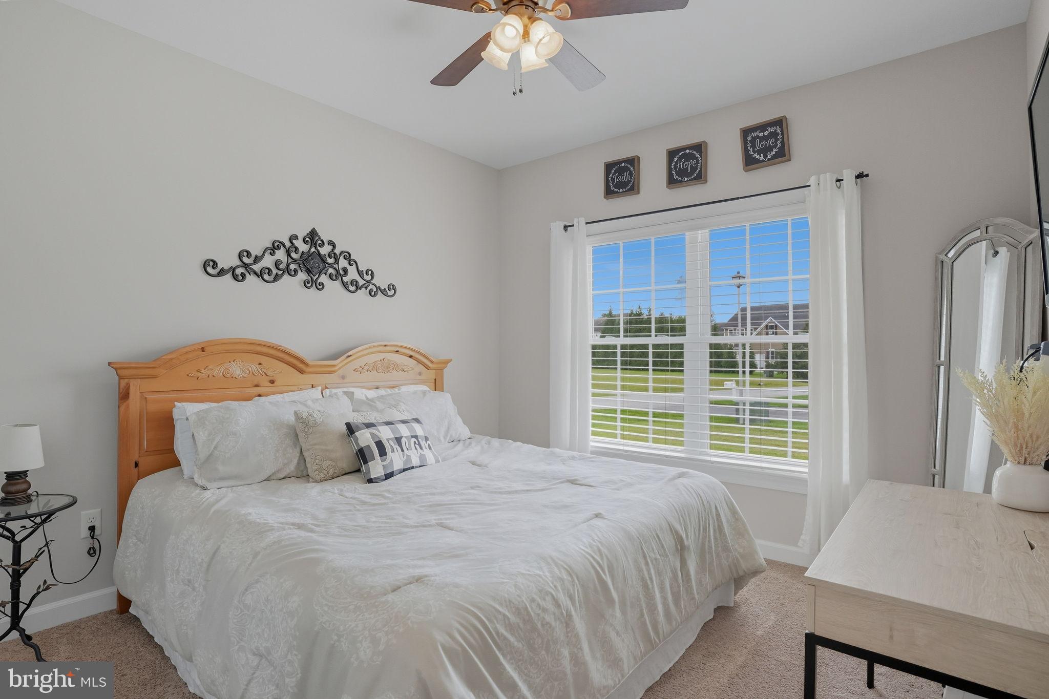 WOLFE POINTE - Residential