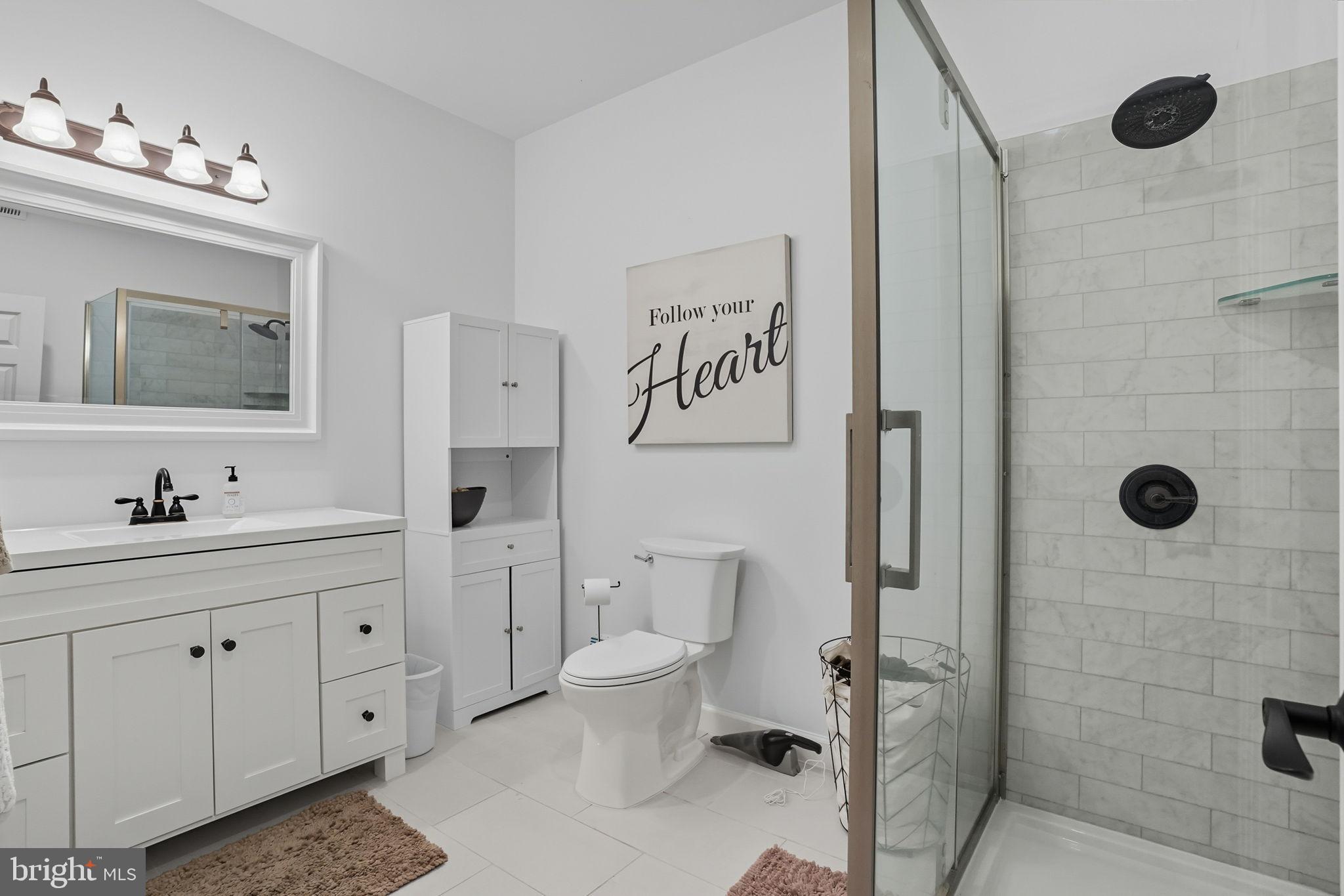 WOLFE POINTE - Residential